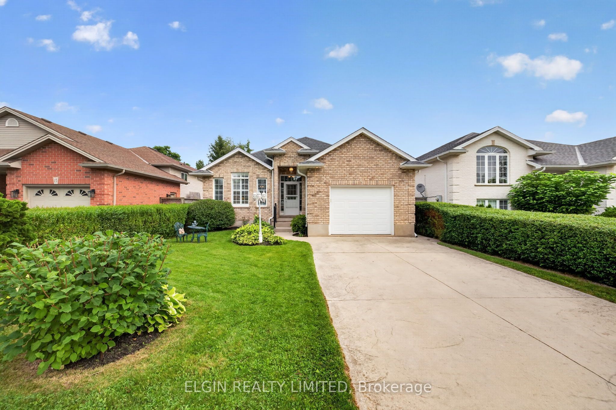 17 Steeplechase Court, St. Thomas, ON N5R 6H5 photo 2