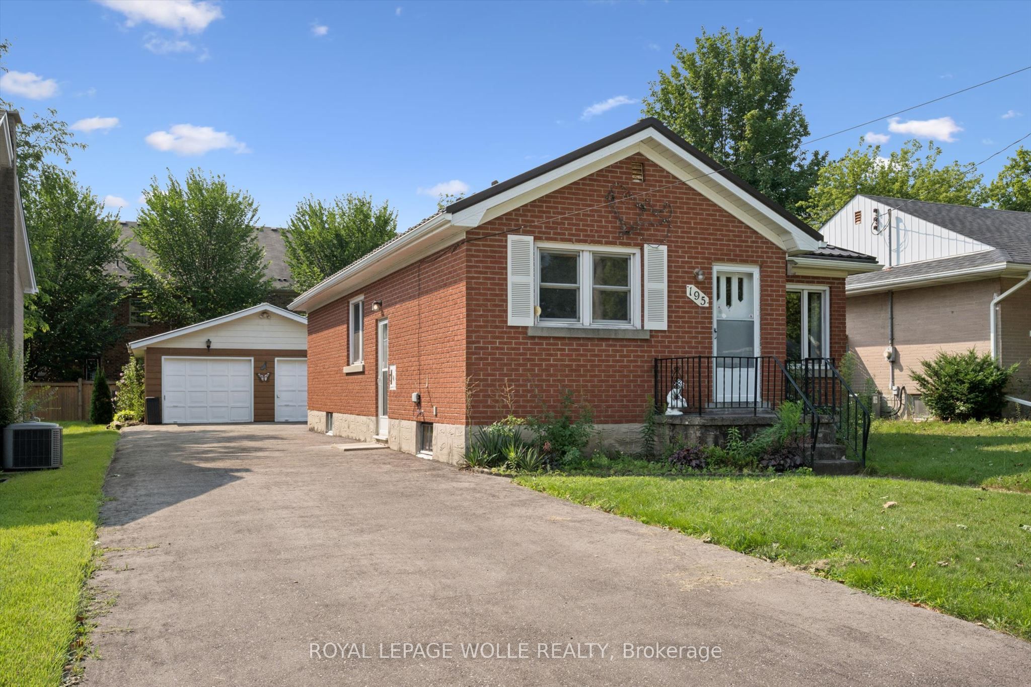 195 Blucher Street, Kitchener, ON N2H 5V6