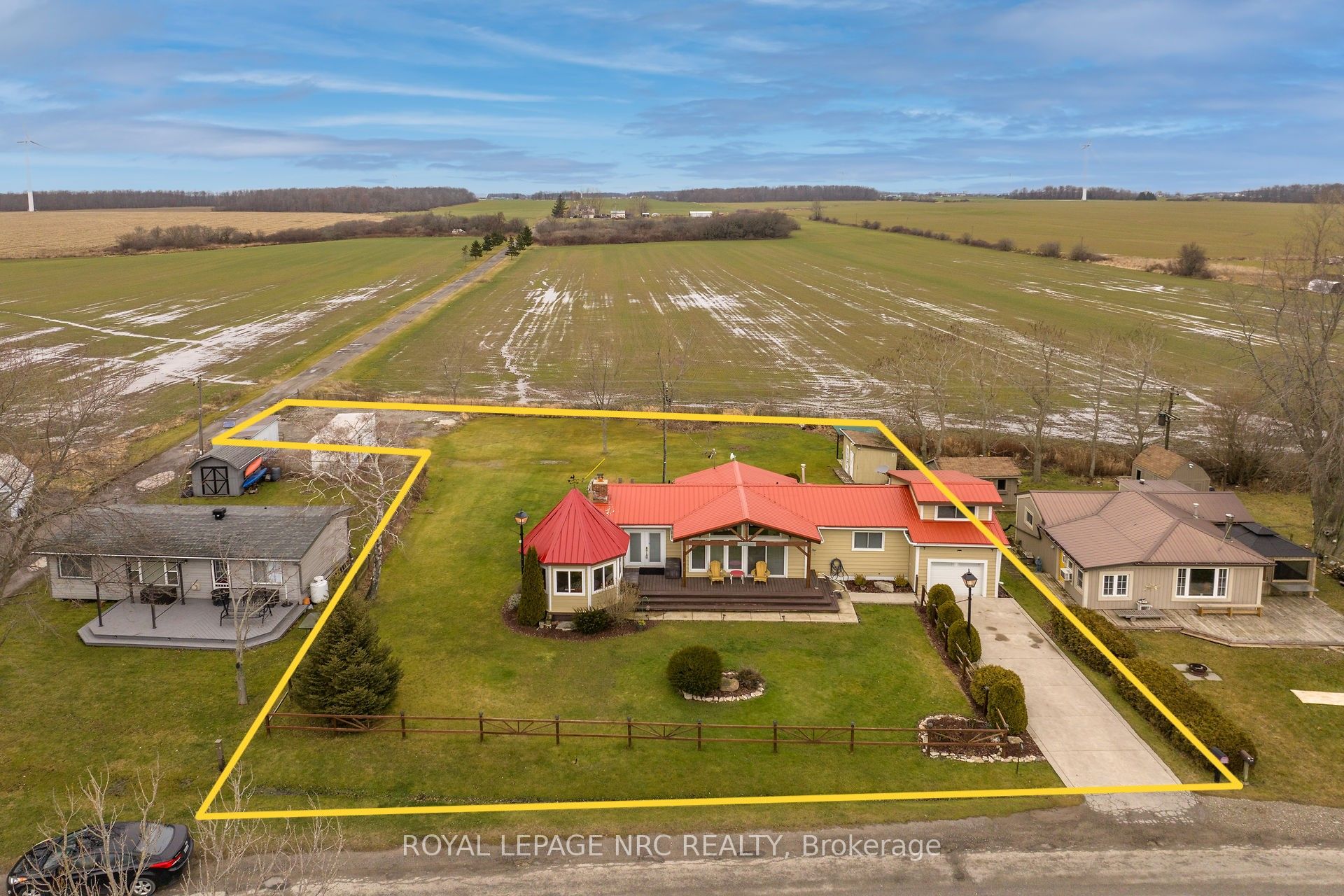 817 Lakeshore Road, Haldimand, ON N0A 1P0 photo 3