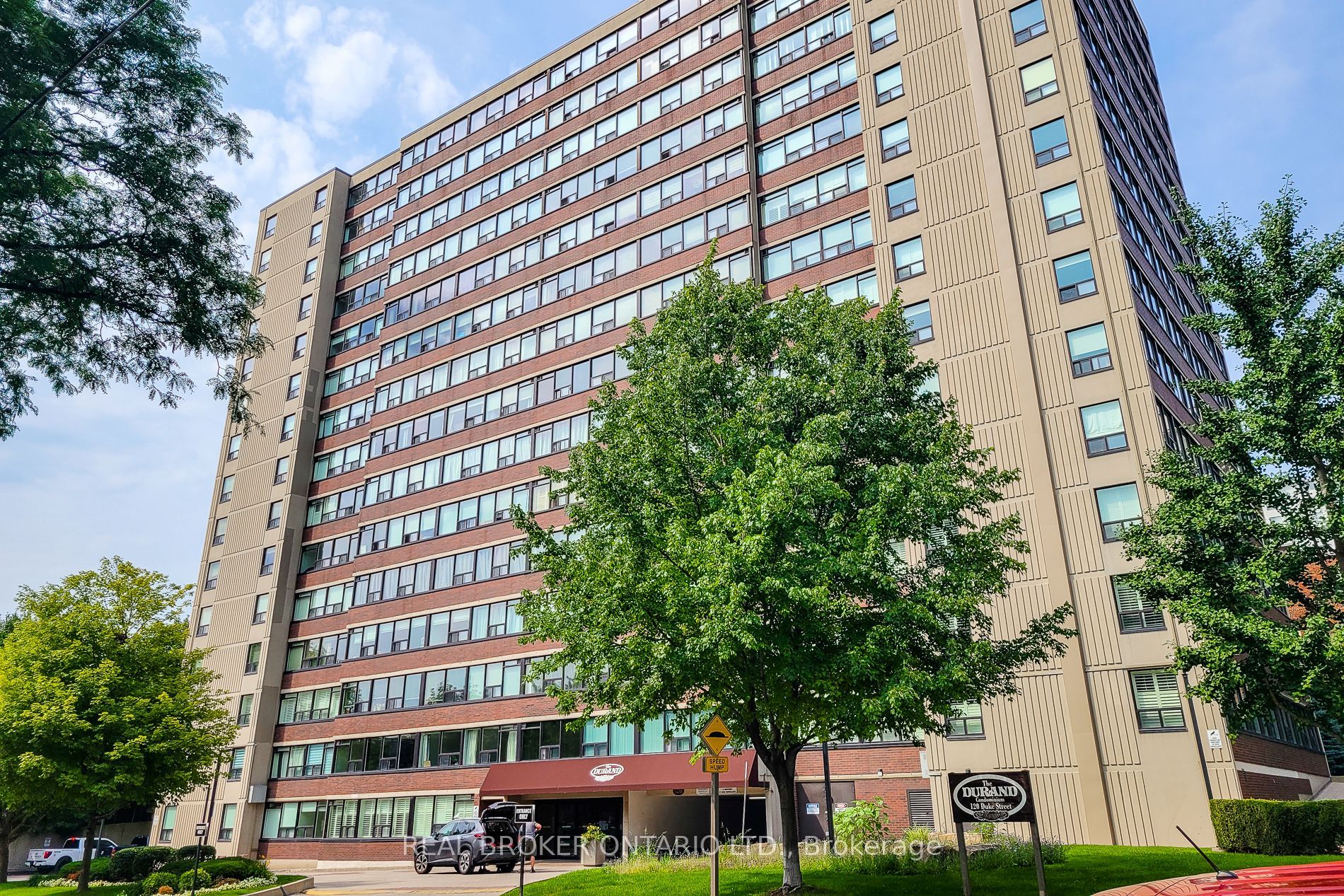 120 Duke Street #202, Hamilton, ON L8P 4T1