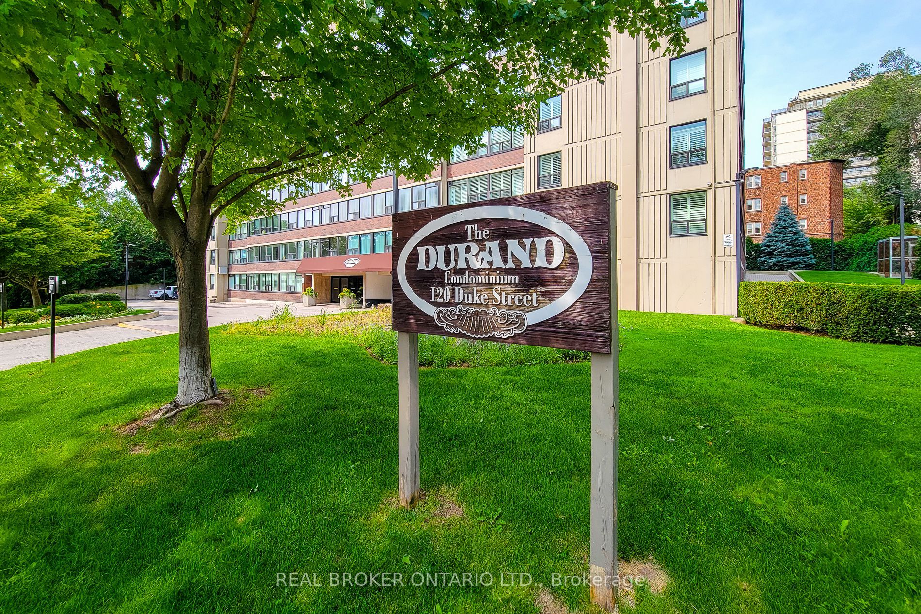 120 Duke Street #202, Hamilton, ON L8P 4T1 photo 2