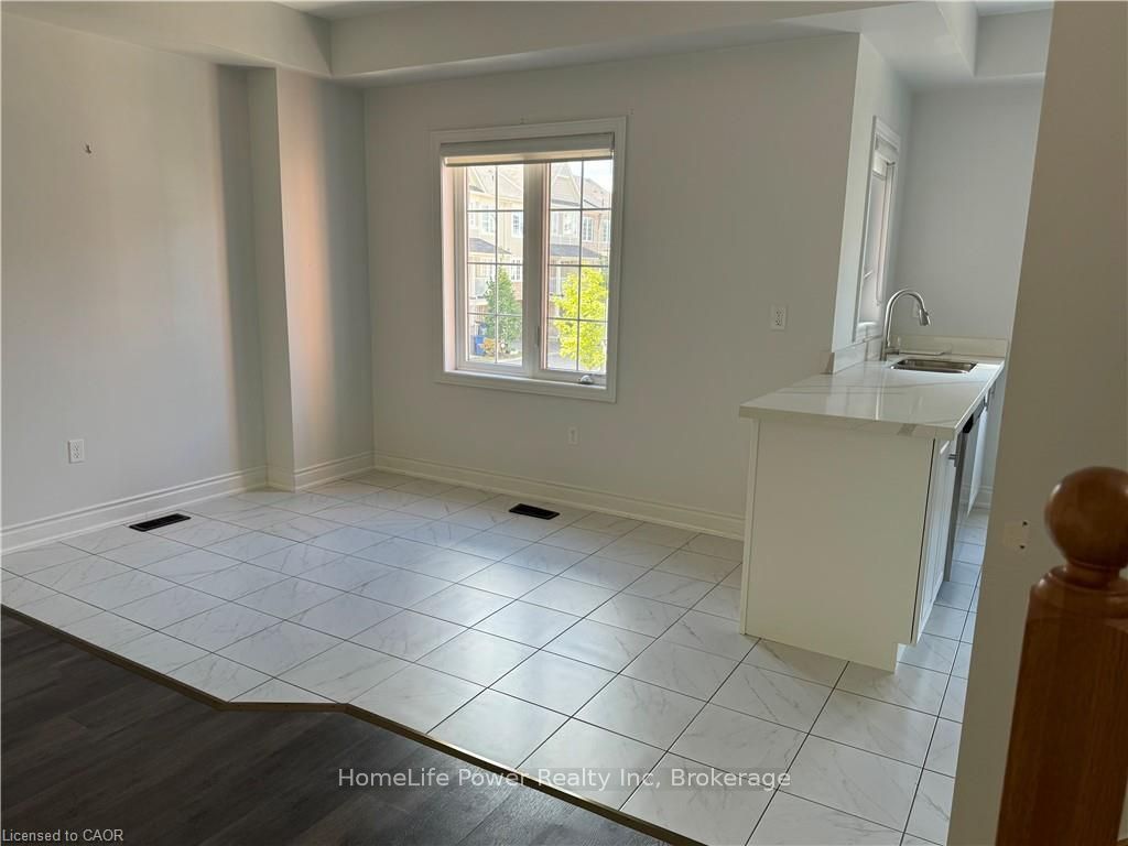 88 Decorso Drive 57, Guelph, ON N1L 0A9 photo 3