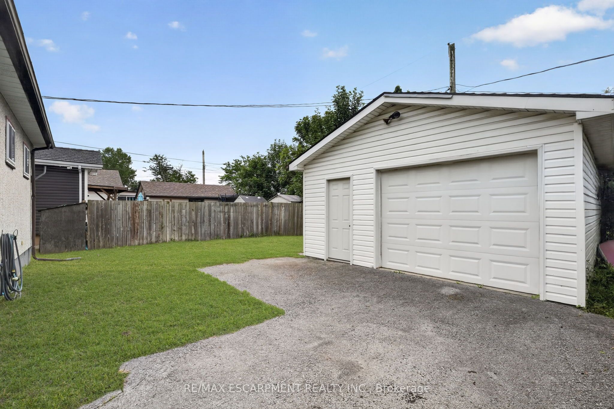 333 Simpson Avenue, Welland, ON L3B 4Y7 photo 2