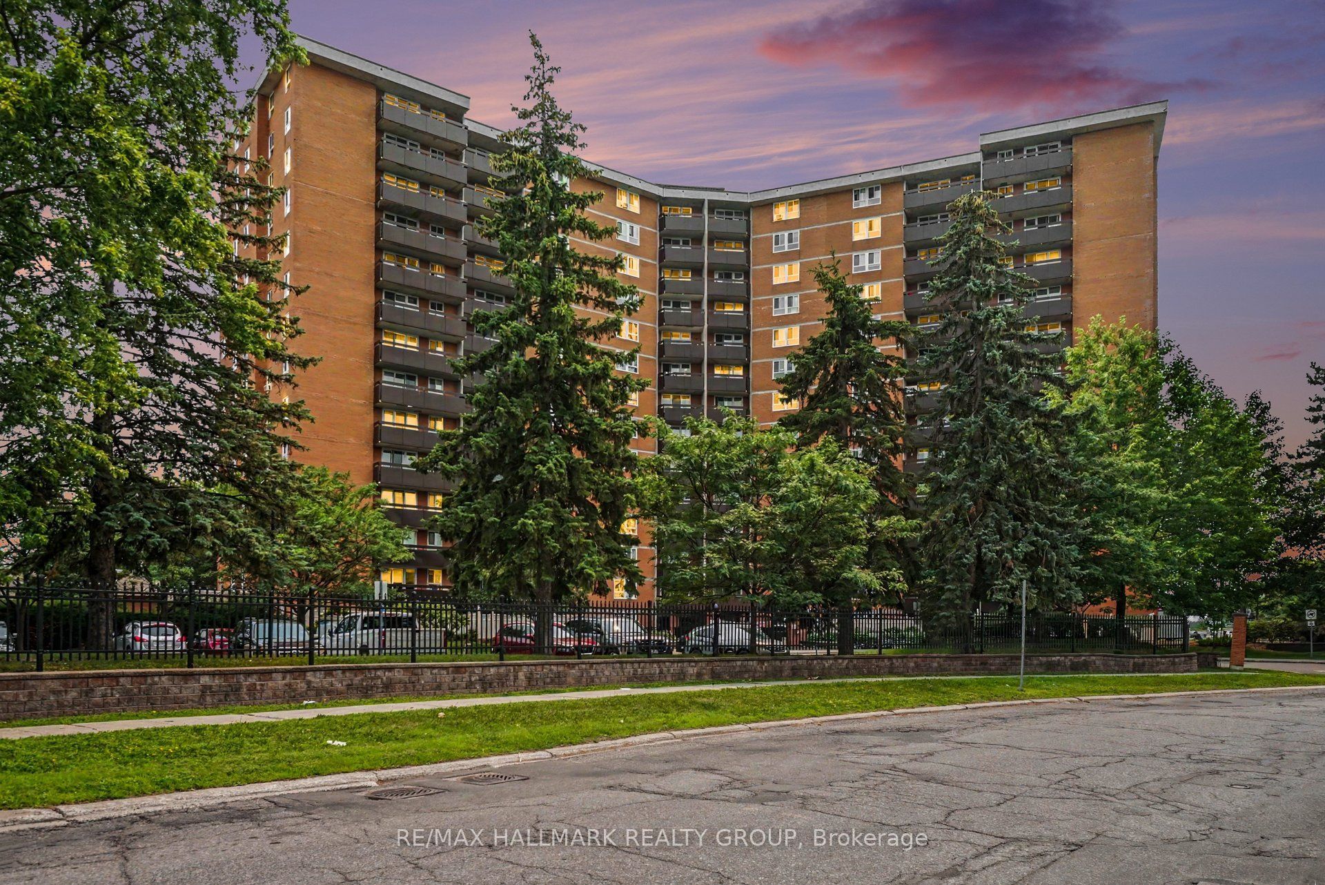 2000 Jasmine Crescent 1417, Beacon Hill North - South and Area, ON K1J 8K4 photo 5