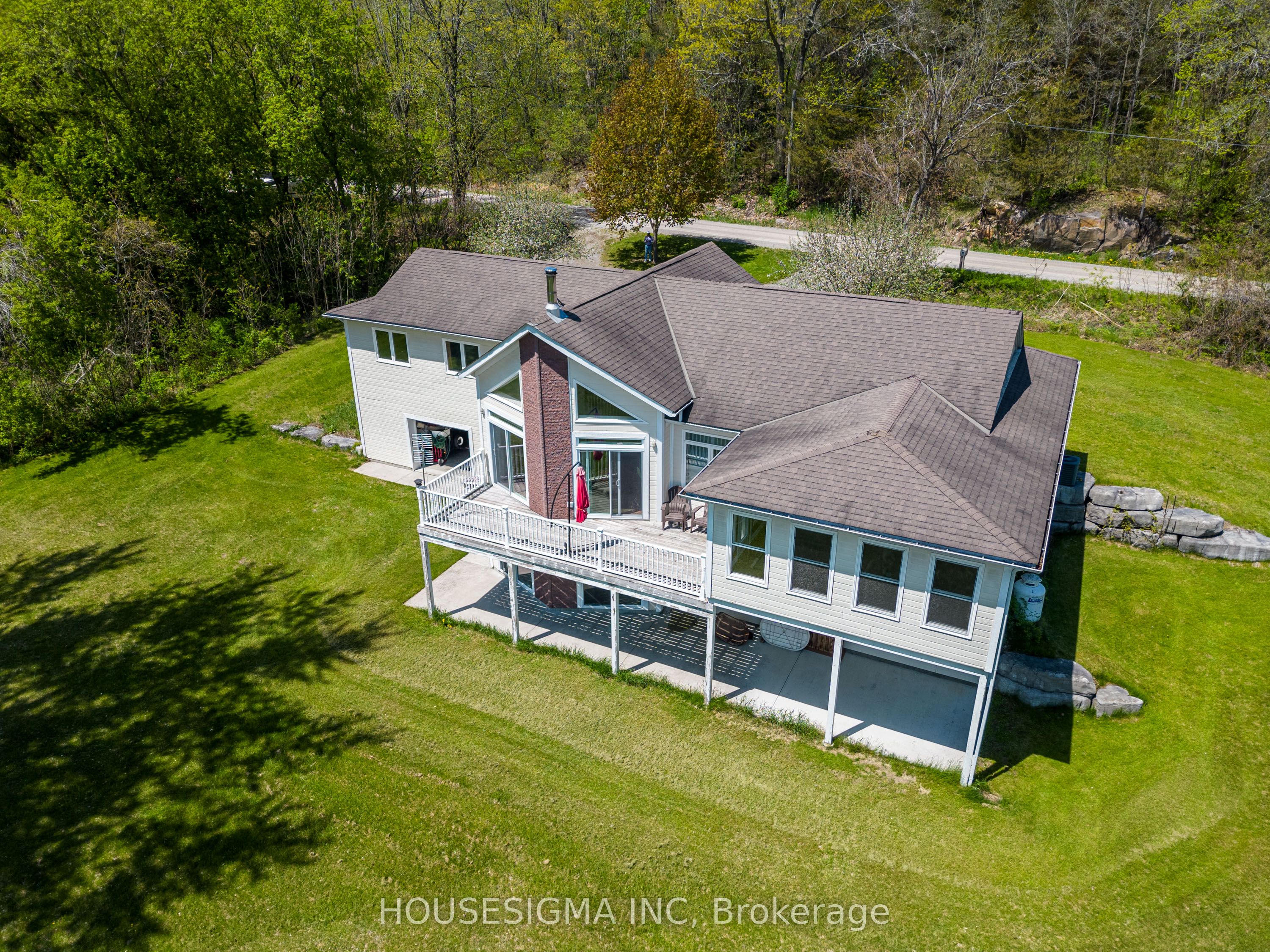 139 Old River Road, Leeds and the Thousand Islands, ON K0E 1R0 photo 5