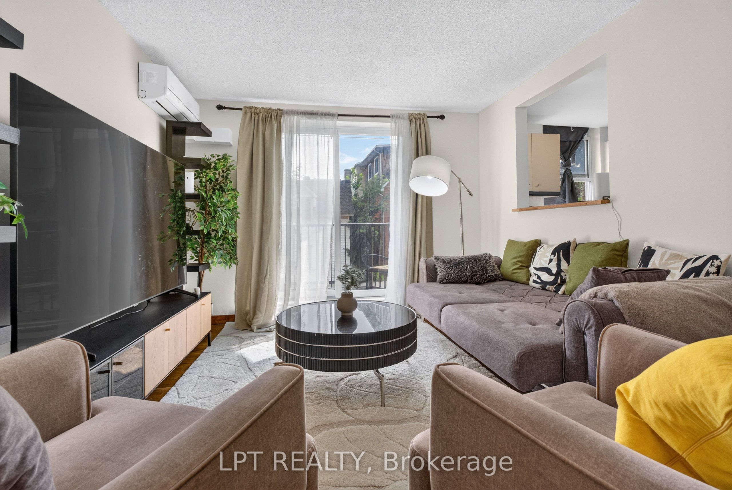 50 Burnside Avenue 203, West Centre Town, ON K1Y 2M2 photo 4