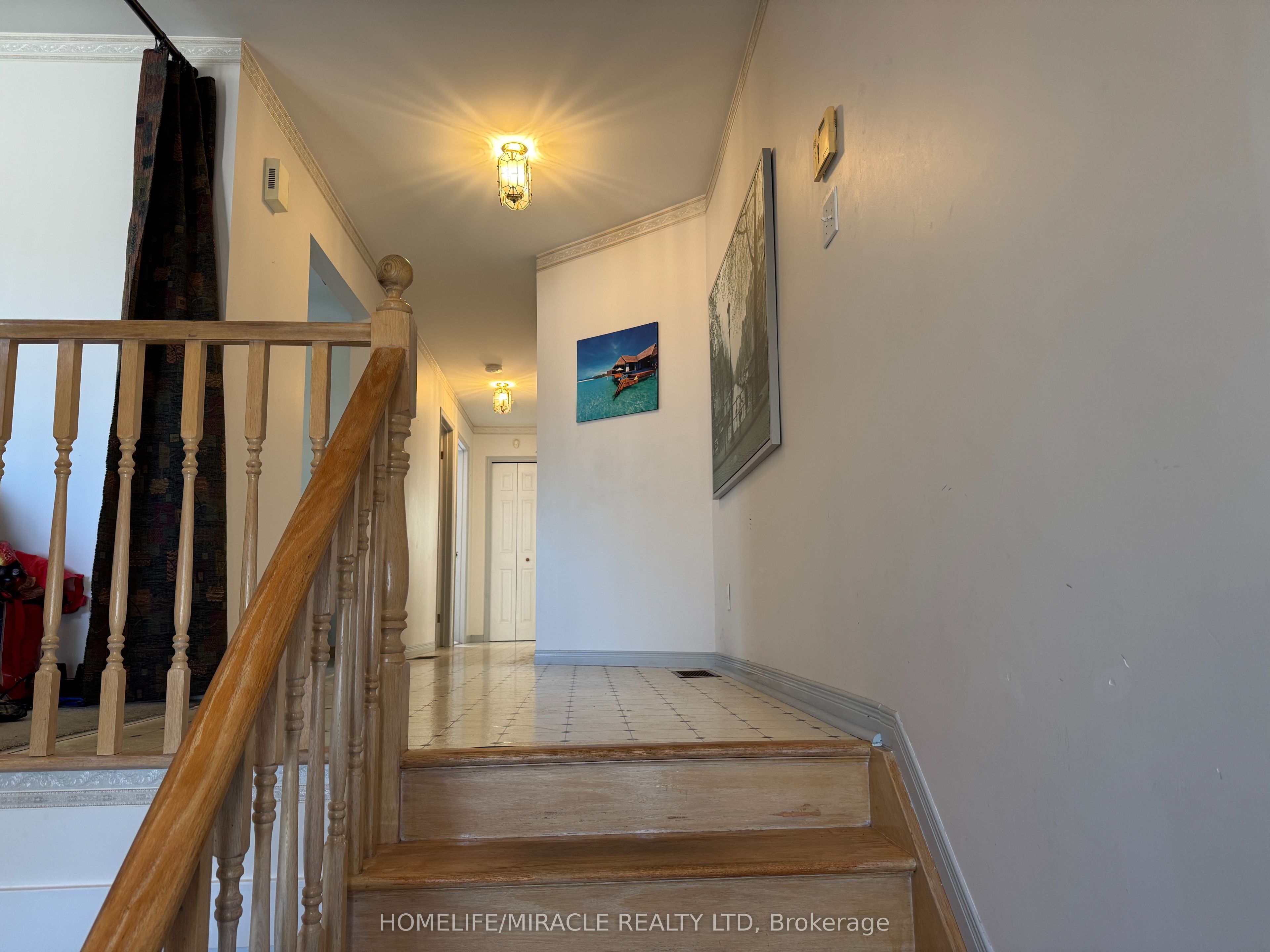 40 St Charles Street, Belleville, ON K8P 2V8 photo 4