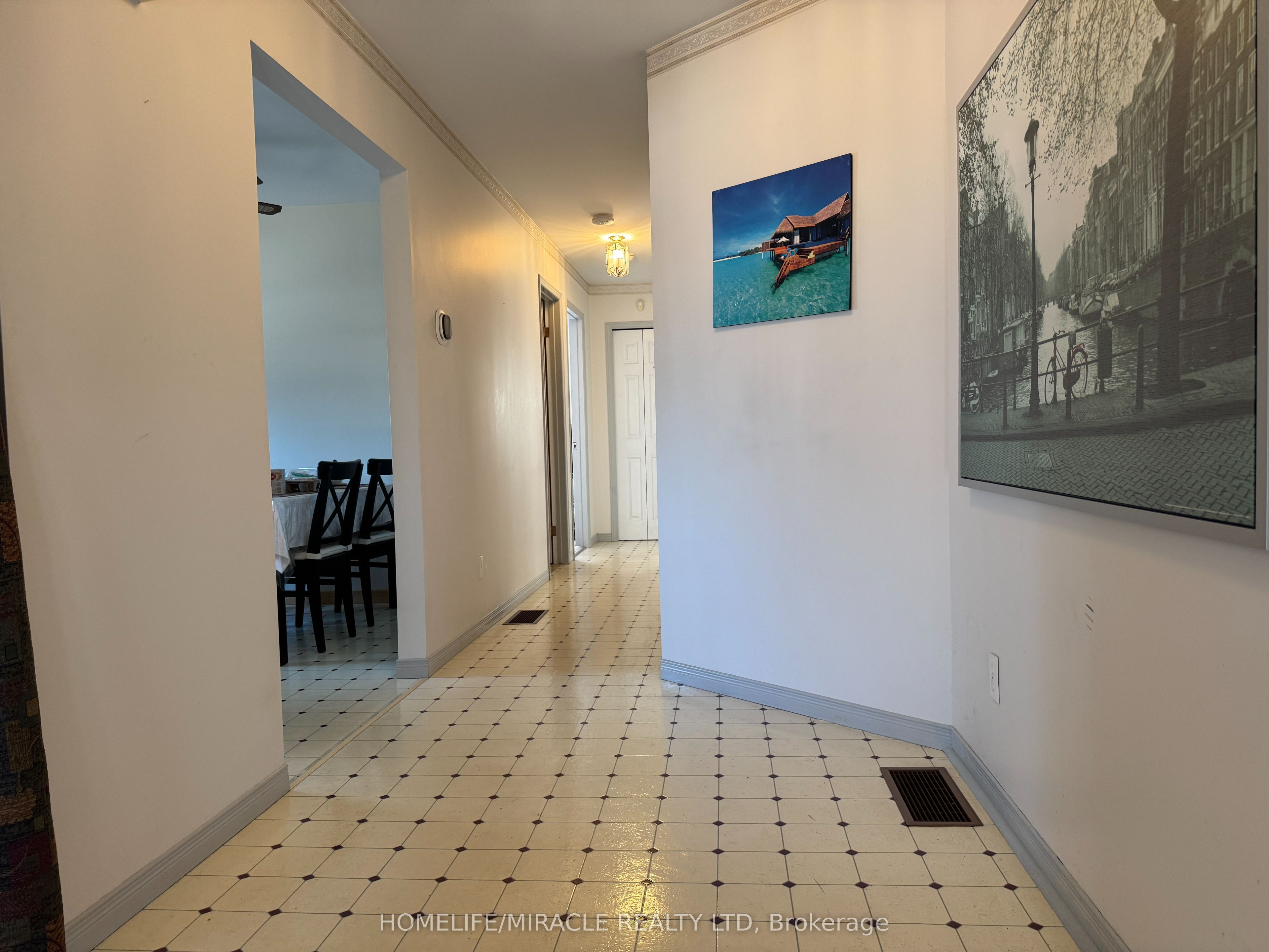40 St Charles Street, Belleville, ON K8P 2V8 photo 5