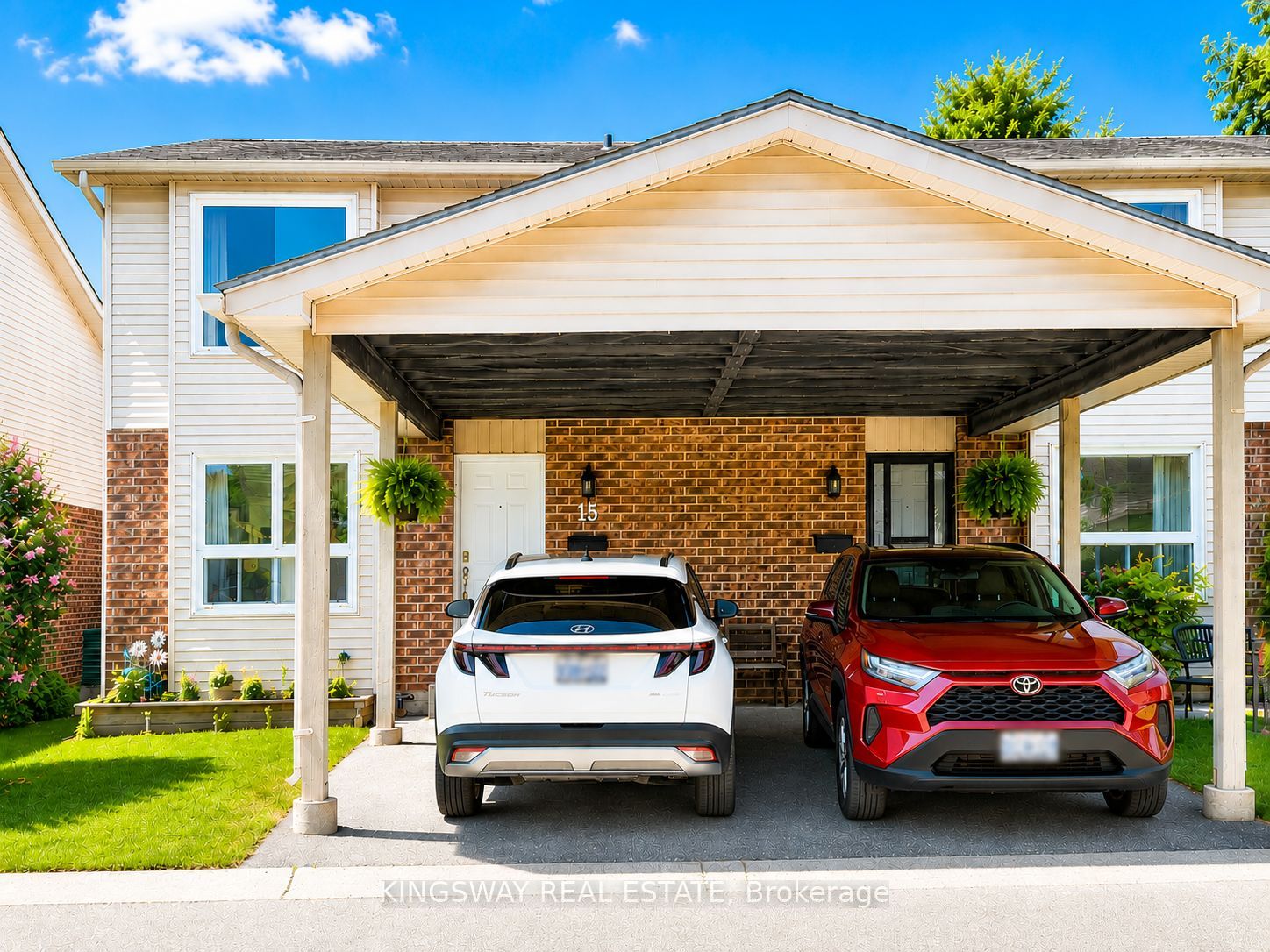 450 Pond Mills Road #15, London South, ON N5Z 4X2