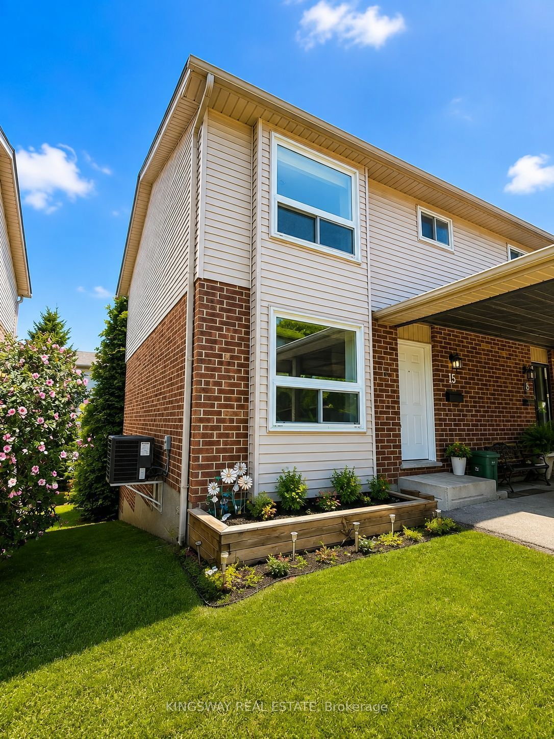 450 Pond Mills Road #15, London South, ON N5Z 4X2 photo 2