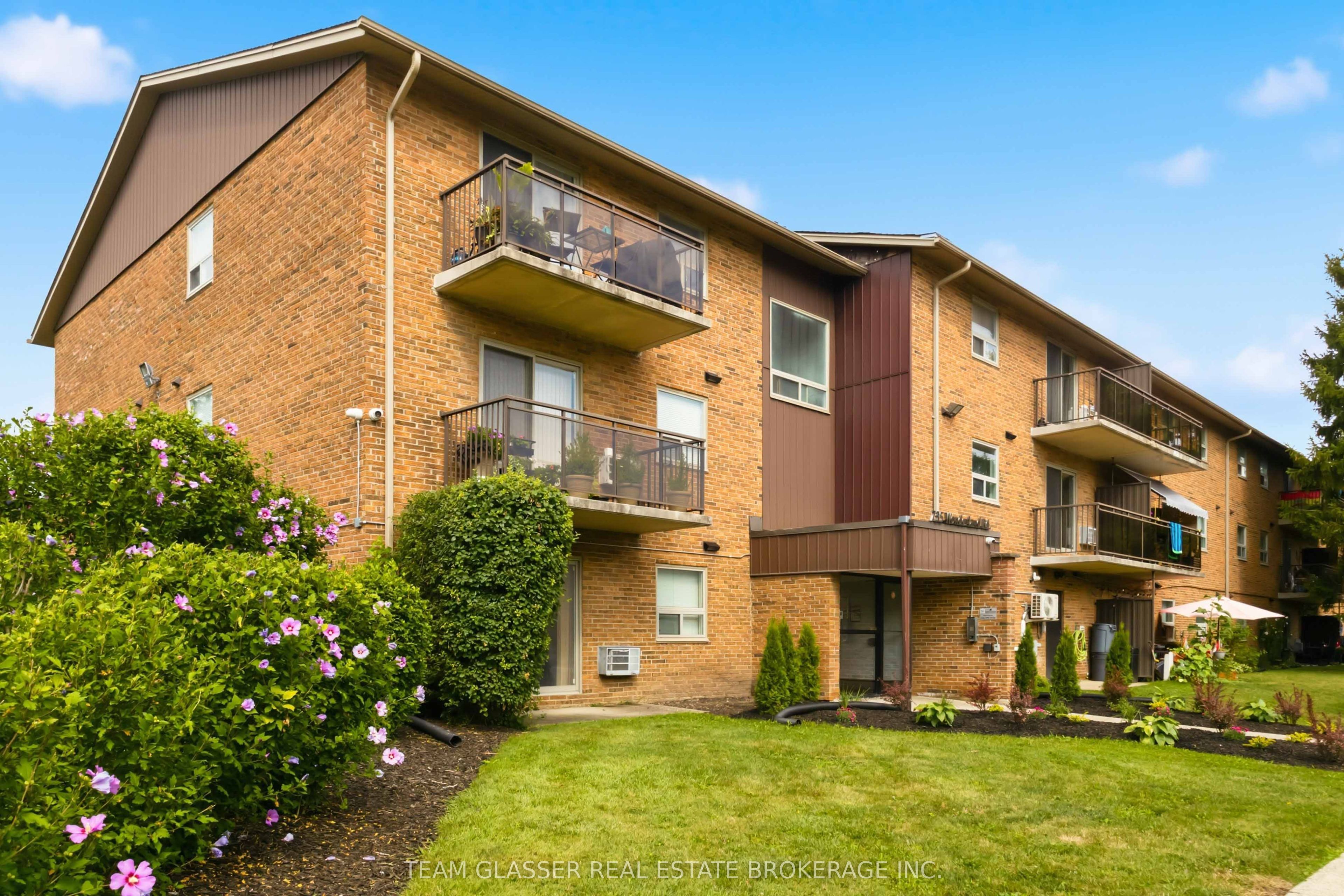 735 Wonderland Road S 302, London South, ON N6K 1M1 photo 2