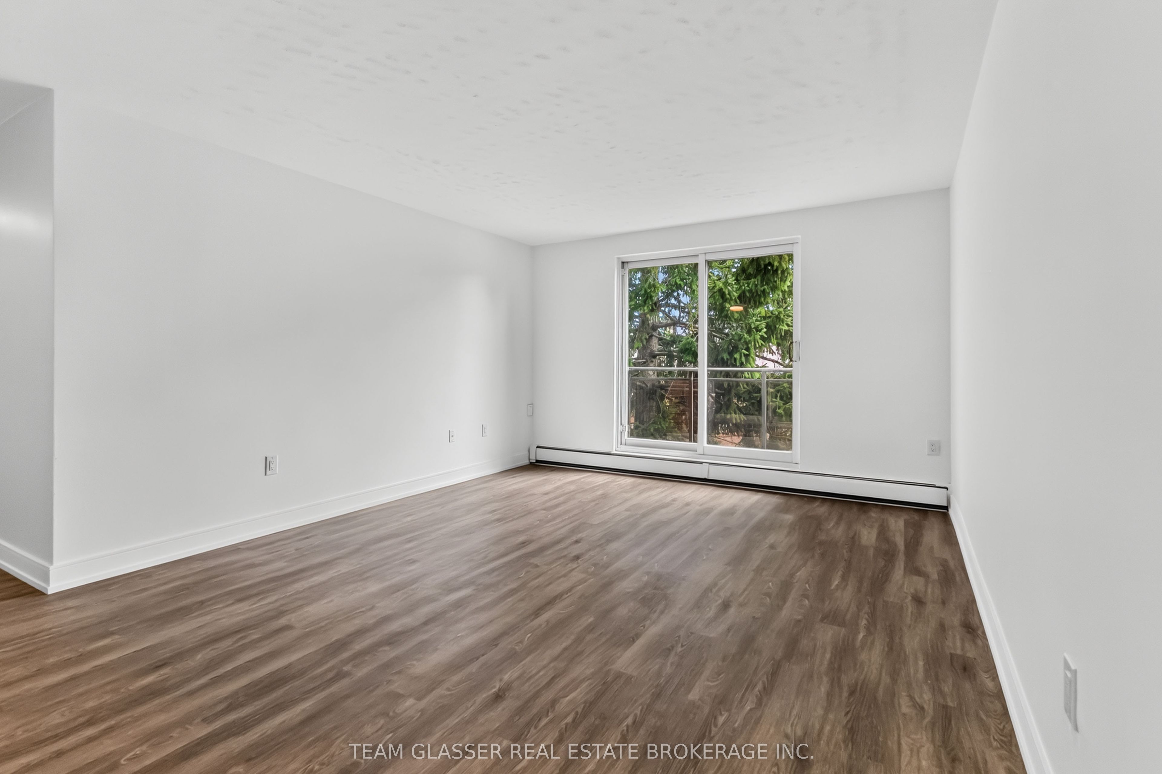 735 Wonderland Road S 302, London South, ON N6K 1M1 photo 4