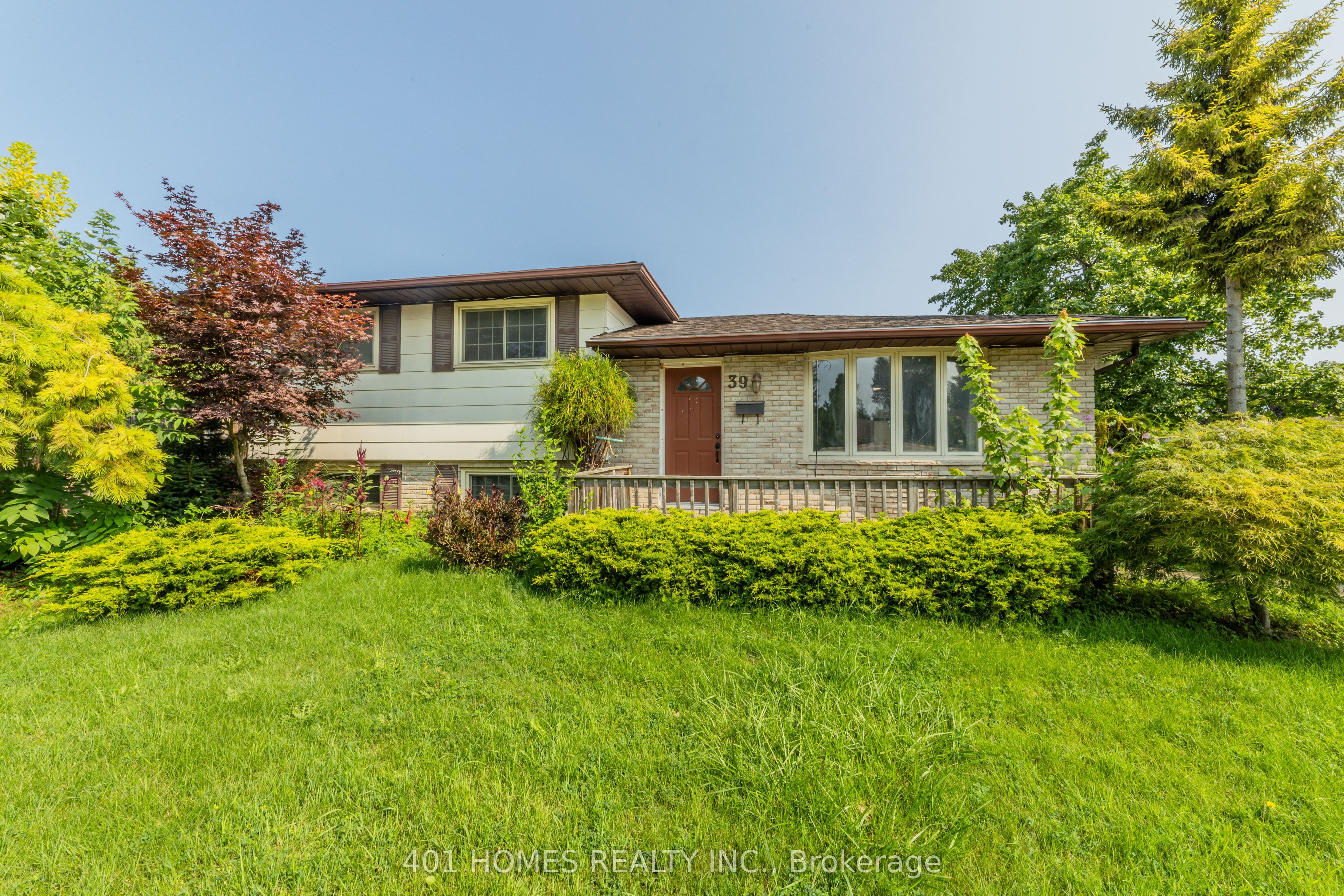 39 Patricia Street, St. Thomas, ON N5P 3Z9