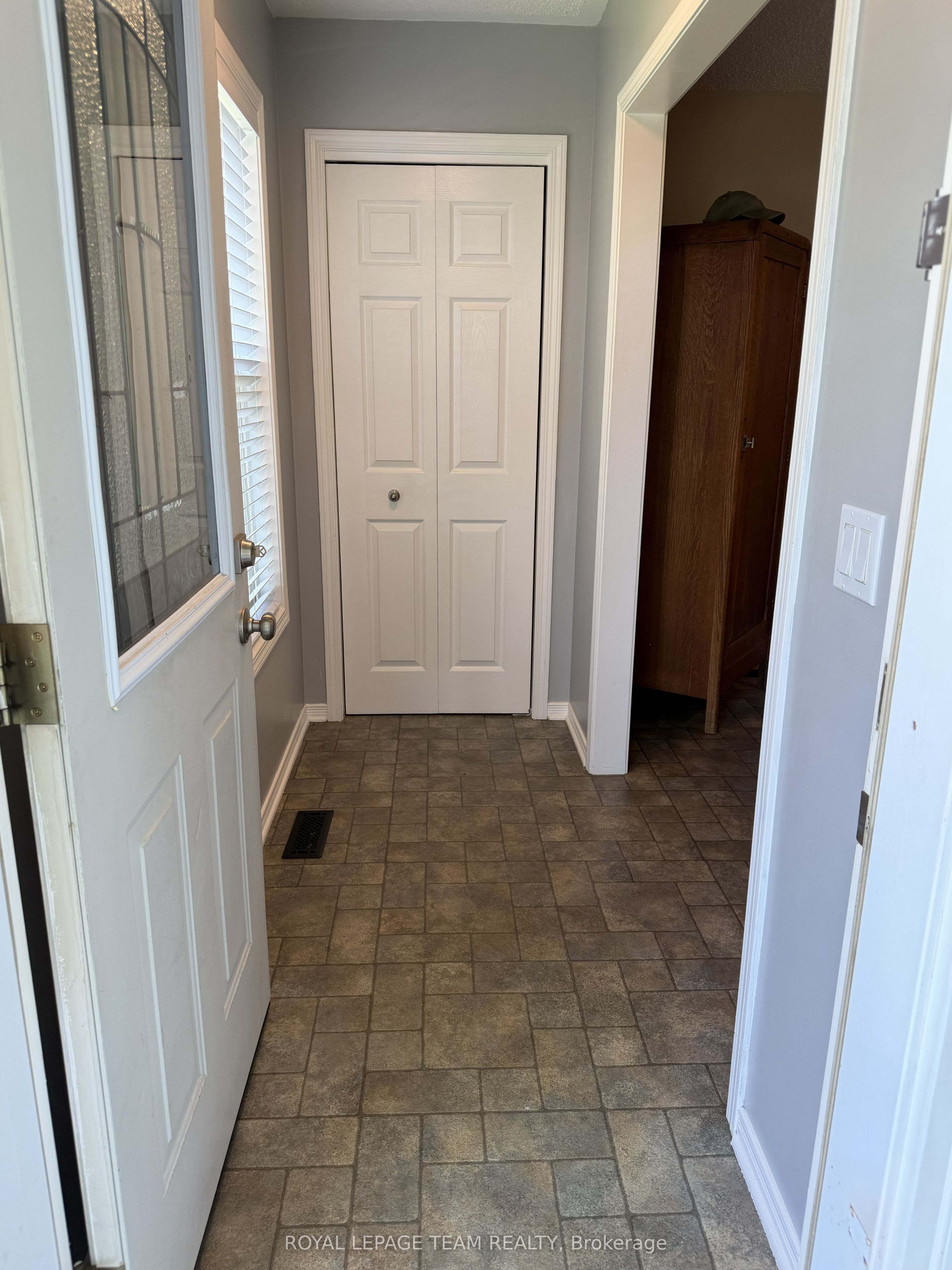 1028 Teena Colleen Private, Greely - Metcalfe - Osgoode - Vernon and Area, ON K4P 1C8 photo 5