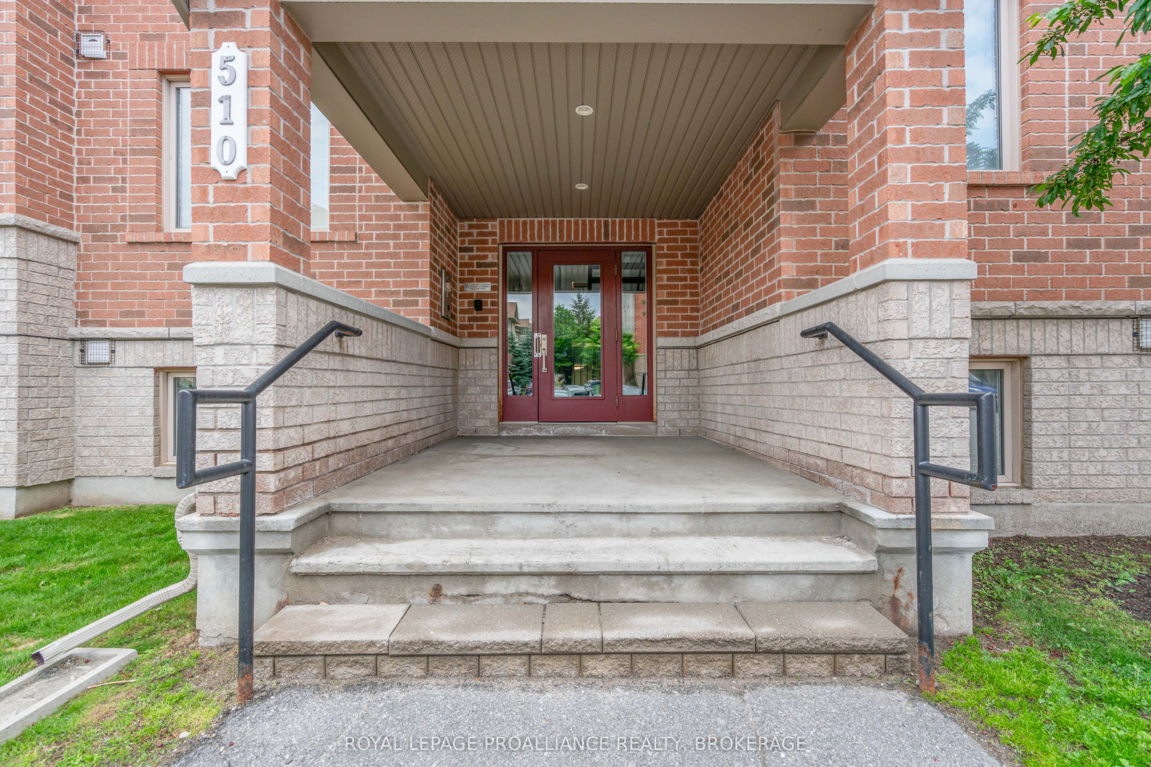 510 Stonefield Private 2, Barrhaven, ON K2G 4R3 photo 2