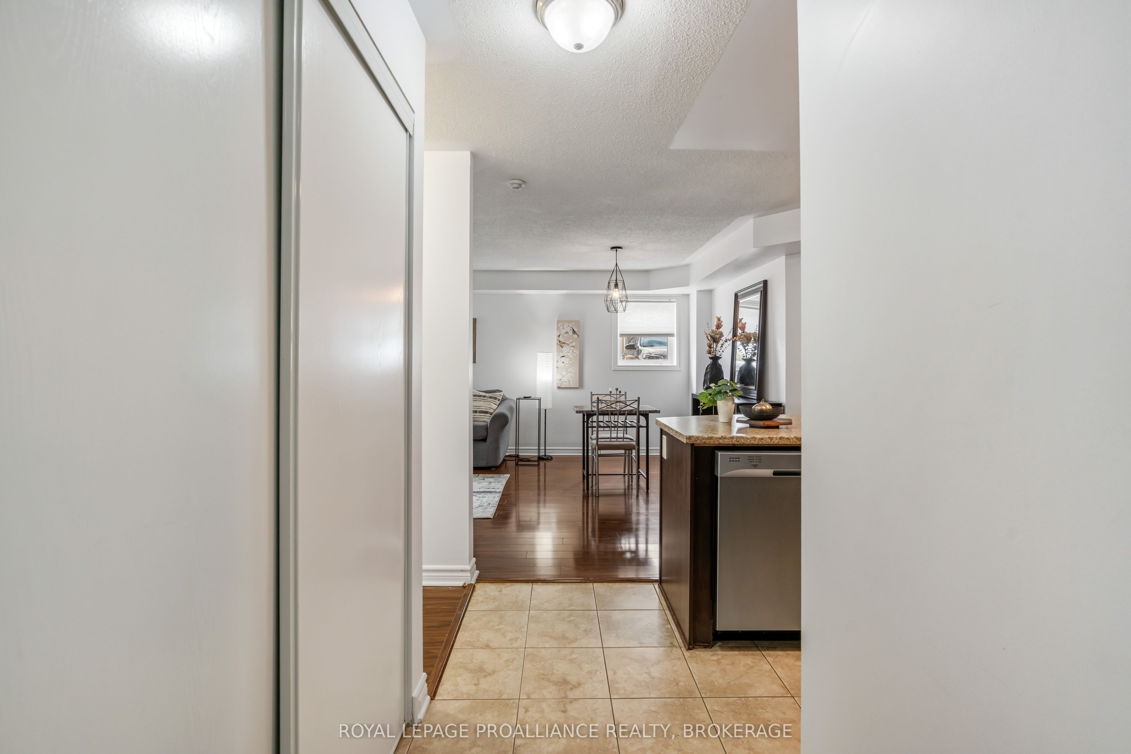 510 Stonefield Private 2, Barrhaven, ON K2G 4R3 photo 4