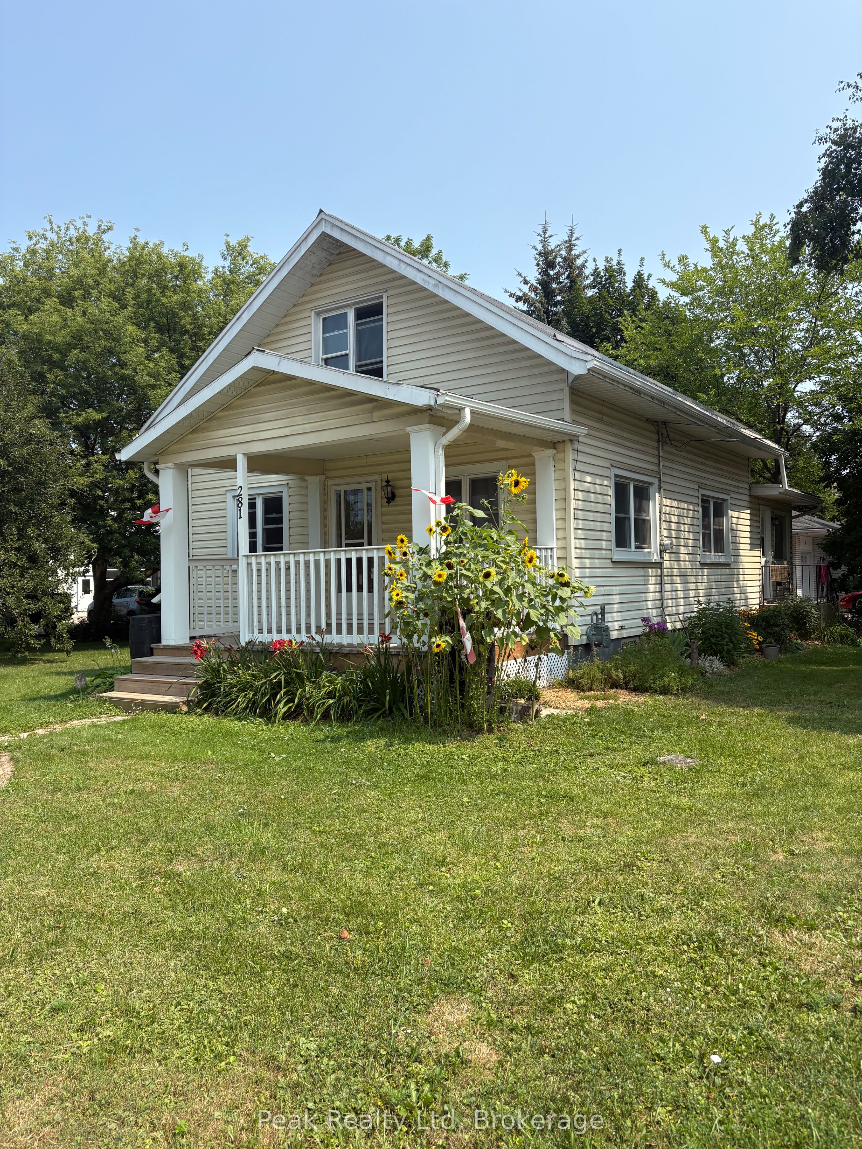 281 Turnberry Street, Huron East, ON N0G 1H0