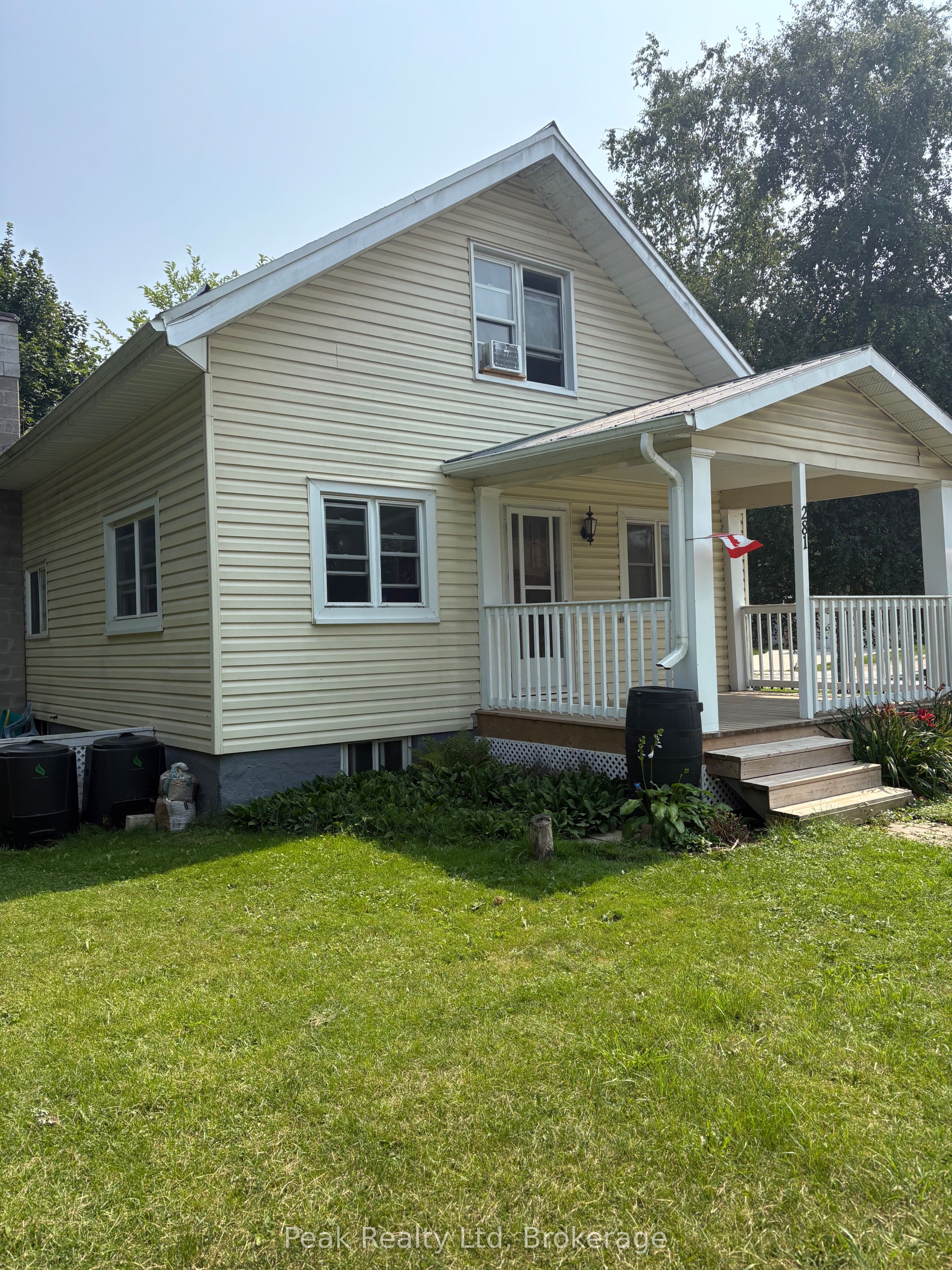 281 Turnberry Street, Huron East, ON N0G 1H0 photo 2