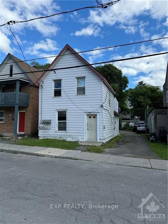 70 BARRETTE Street 3, Vanier and Kingsview Park, ON K1L 8A3 photo 2