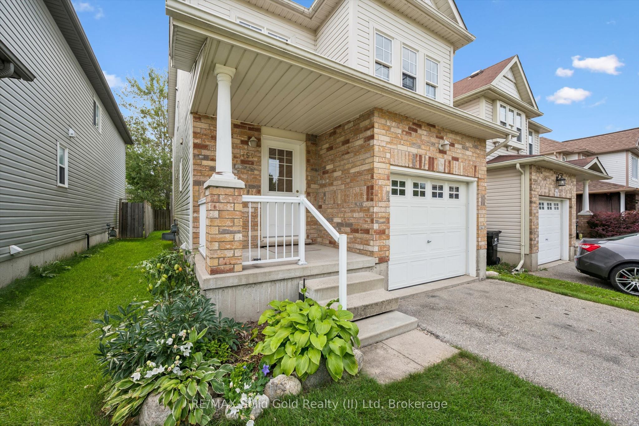 751 Laurelwood Drive, Waterloo, ON N2V 2W2 photo 3