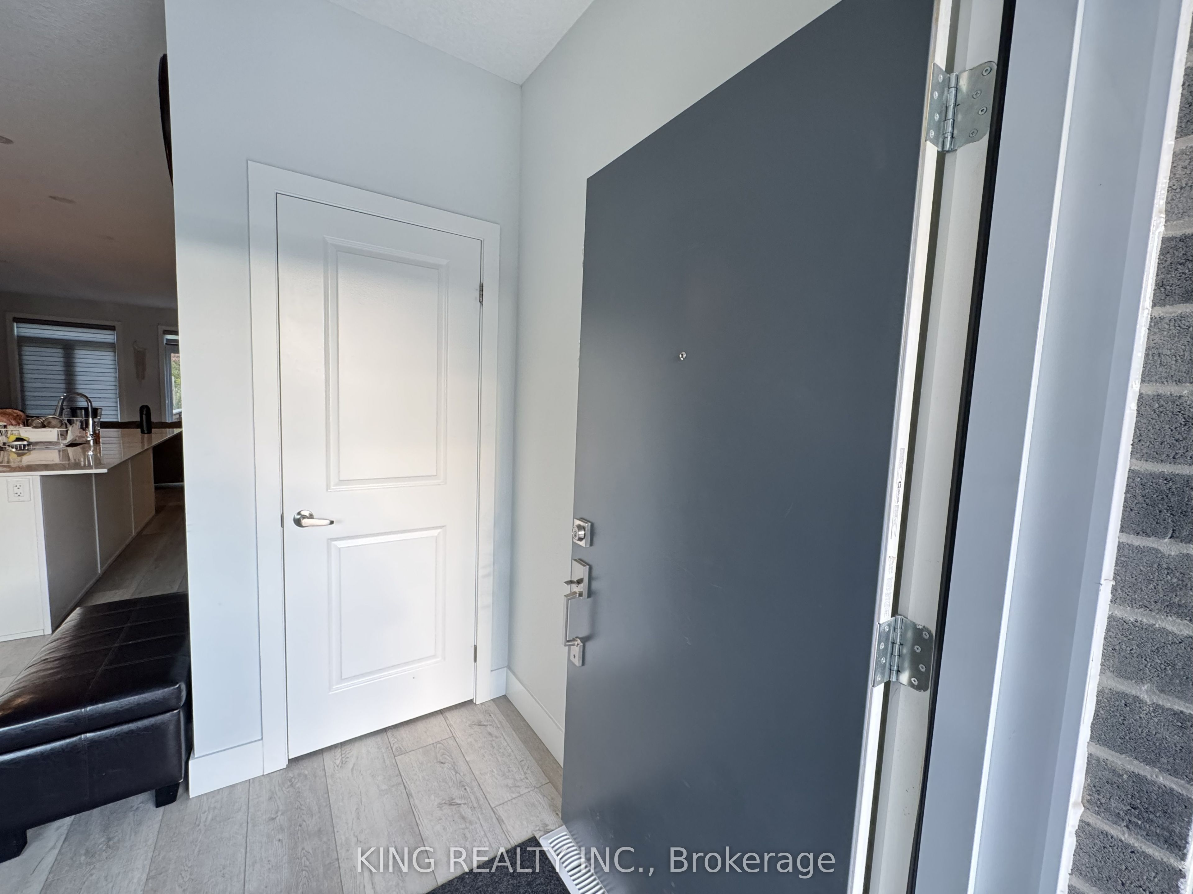 990 DEVERON Crescent 45, London South, ON N5Z 0B3 photo 5