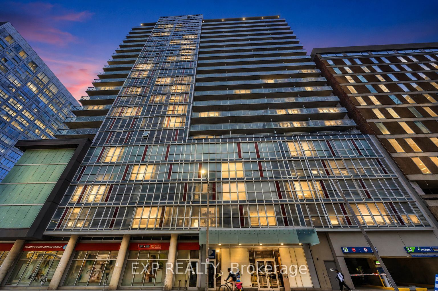 324 Laurier Avenue W 1907, Ottawa Centre, ON K1N 6P6 photo 2