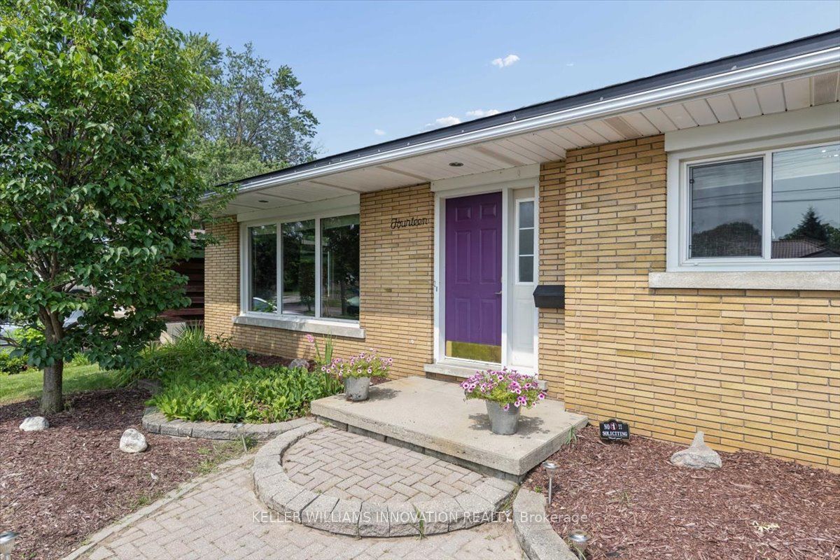 14 Cambridge Avenue, Kitchener, ON N2B 1N4