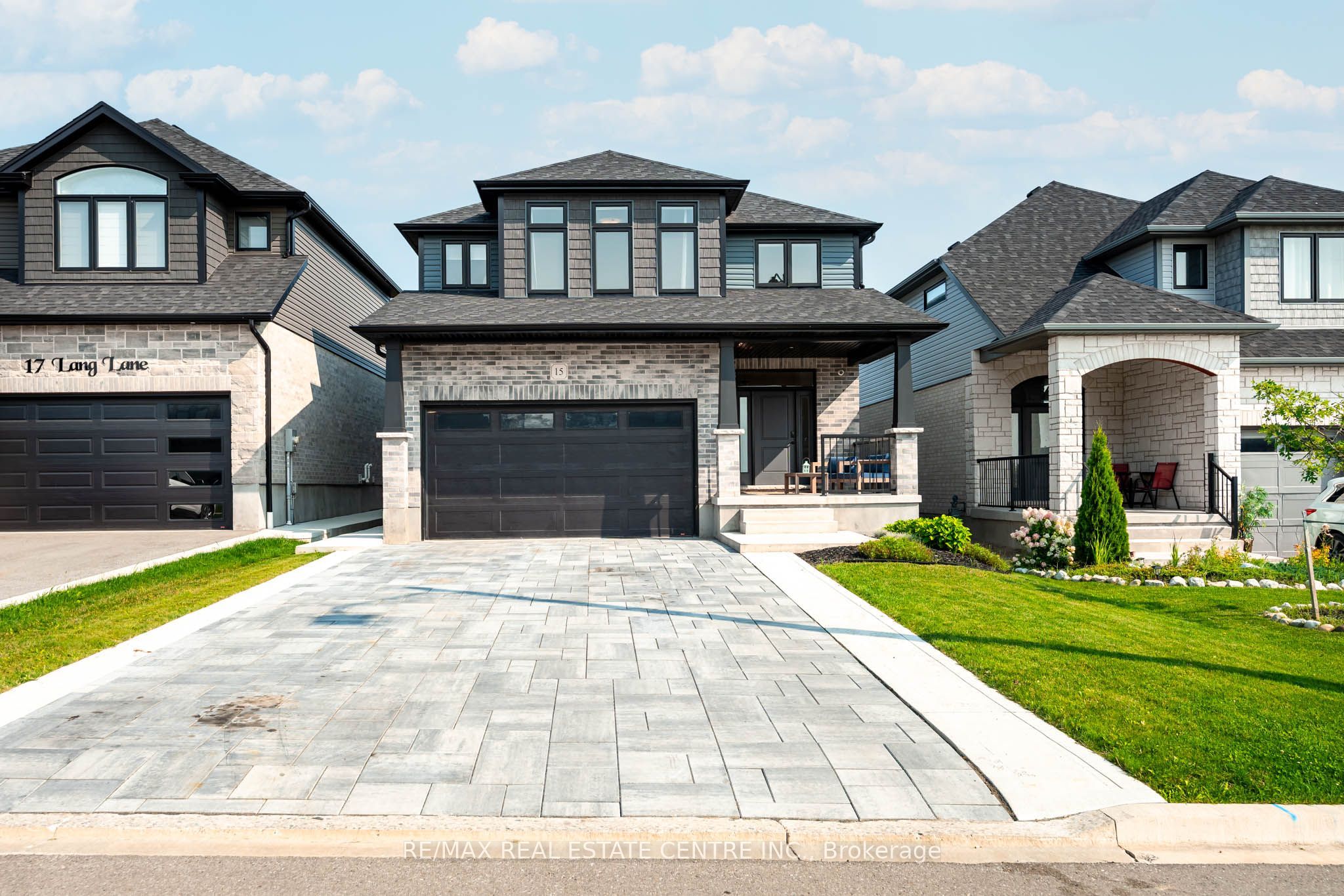 15 Lang Lane, East Luther Grand Valley, ON L9W 7S7