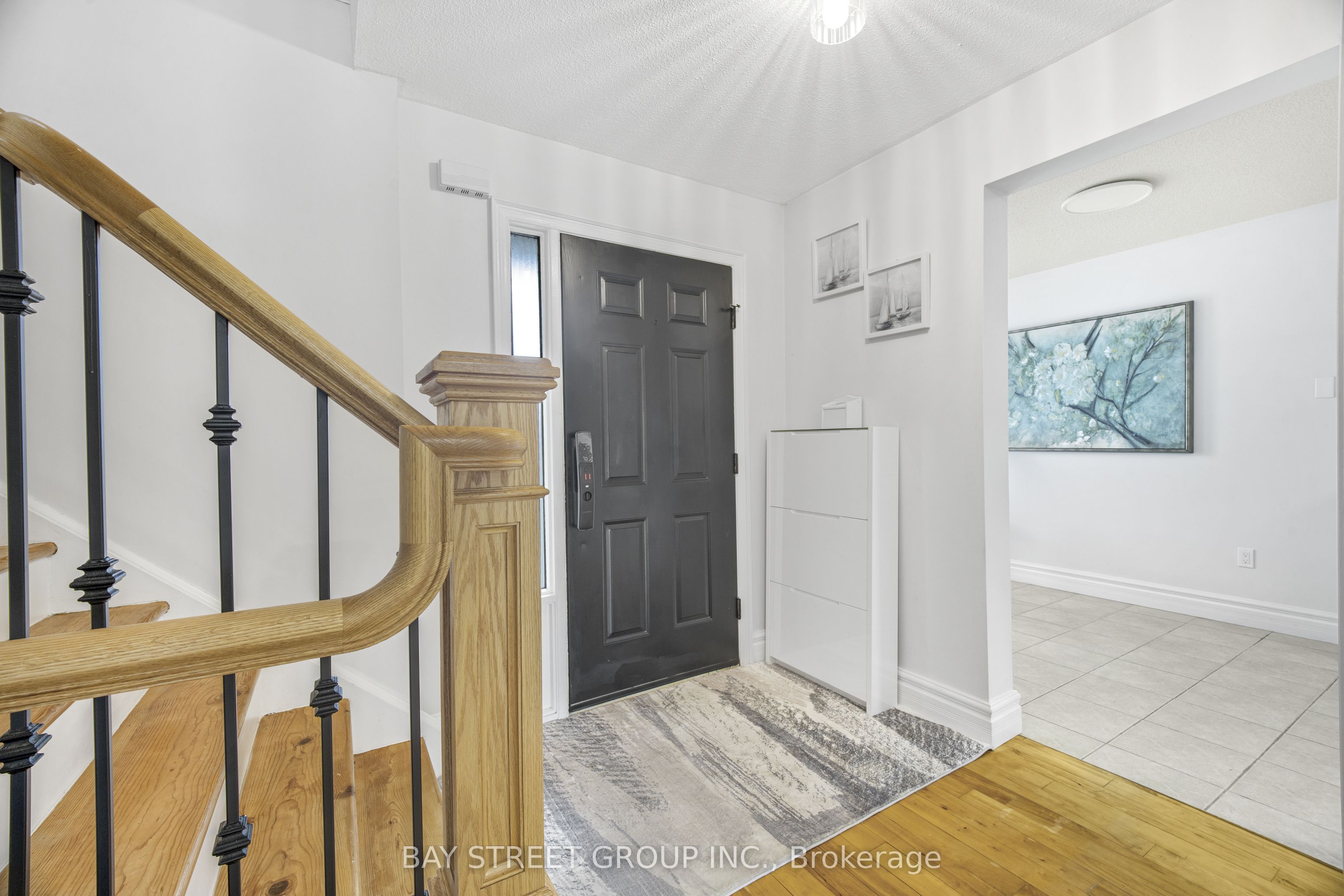 11 Coleman Court, Thorold, ON L2V 4W3 photo 3