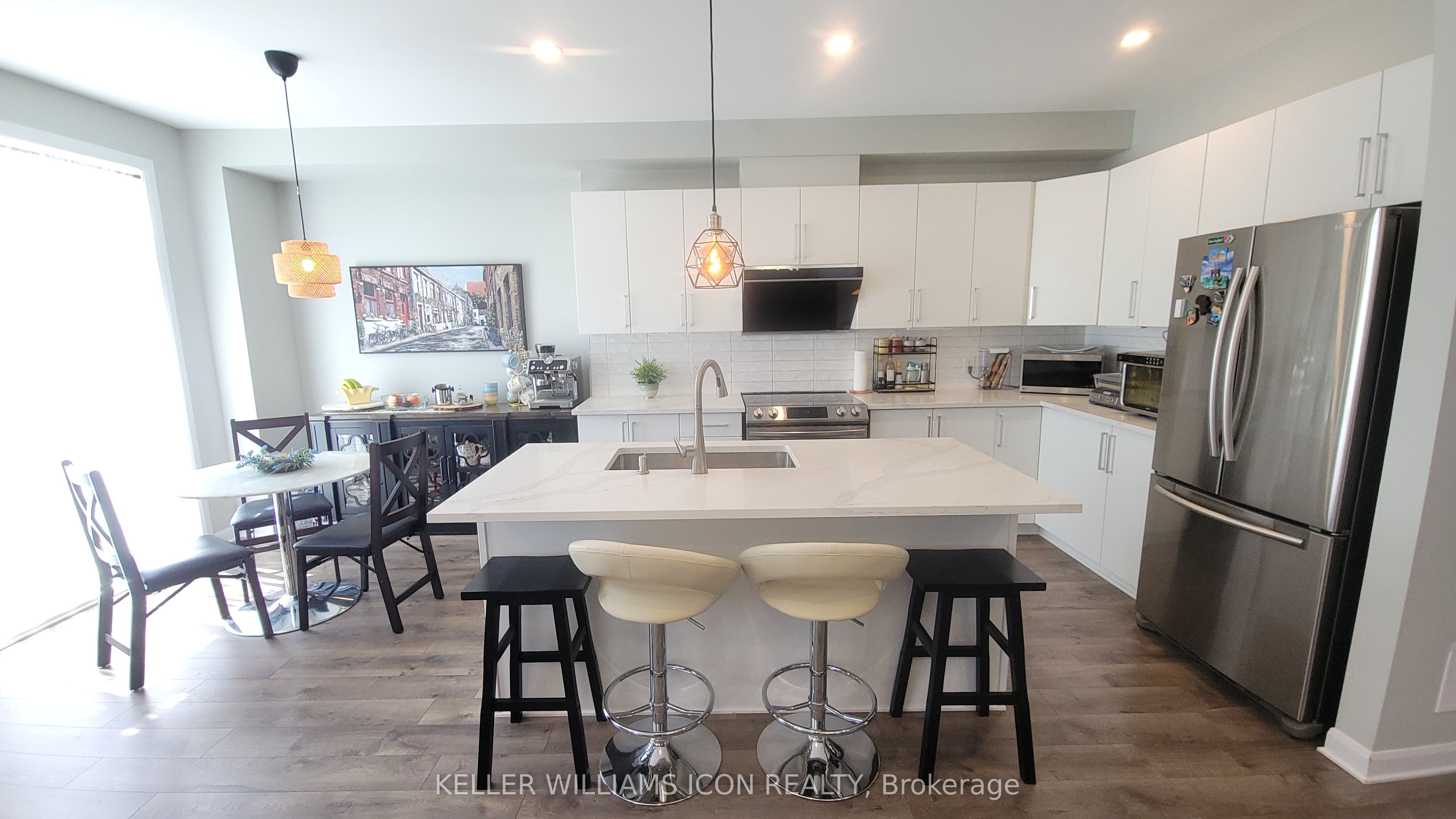 1028 Speedvale Court, Kanata, ON K2T 0P6 photo 4