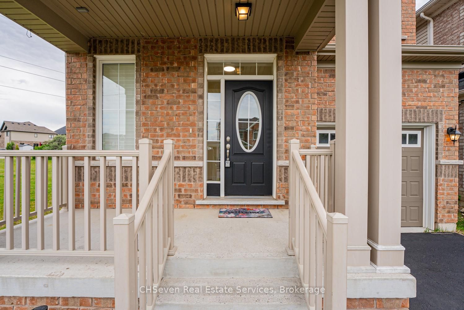 669 Doon South Drive, Kitchener, ON N2P 0H5 photo 3