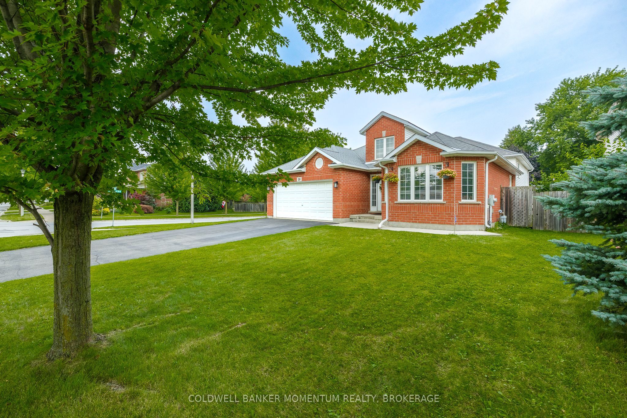 18 LORETTA Drive, Niagara-on-the-Lake, ON L0S 1T0 photo 4