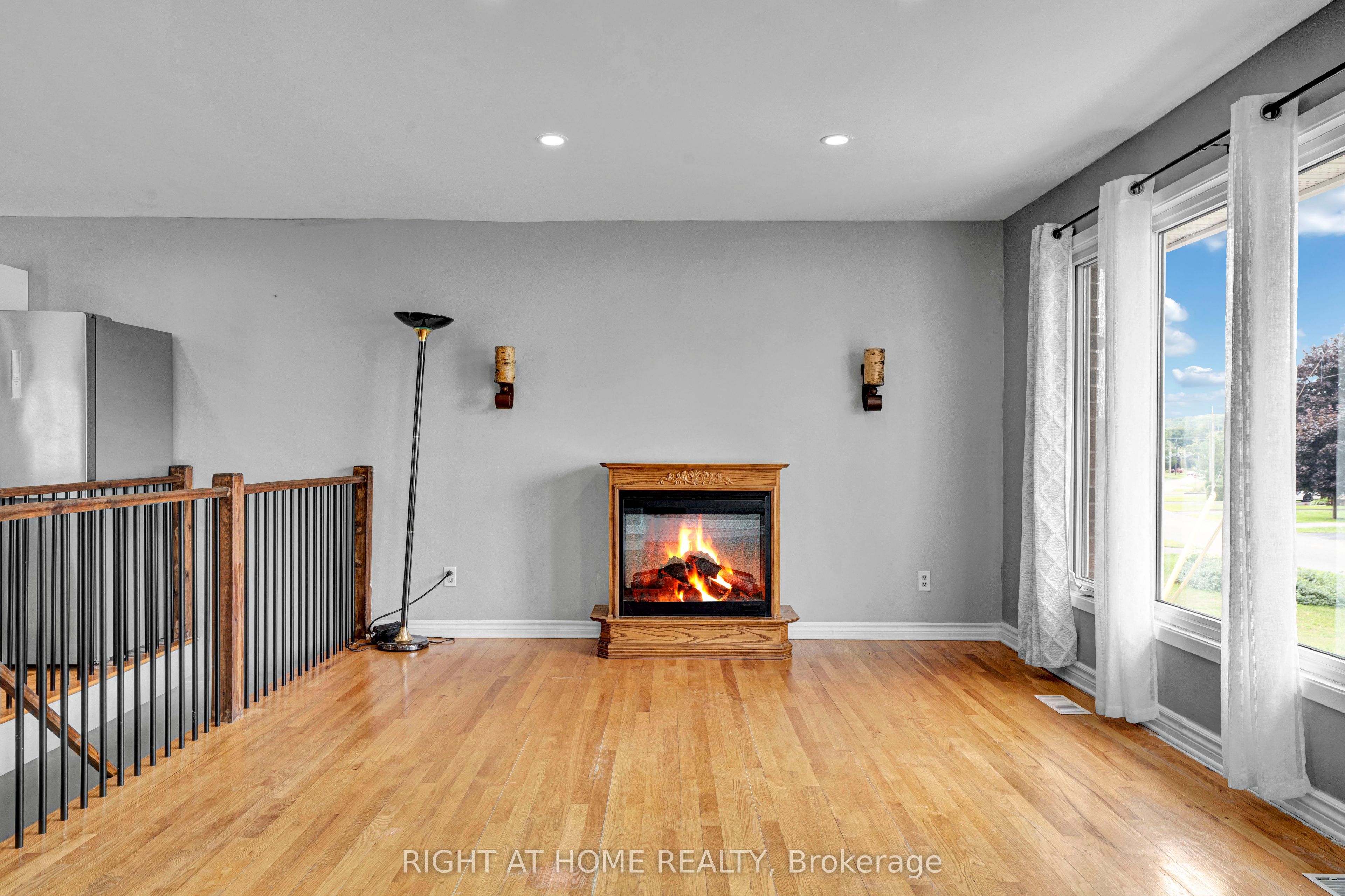 987 St Jacques Street, Clarence-Rockland, ON K4K 1C1 photo 4