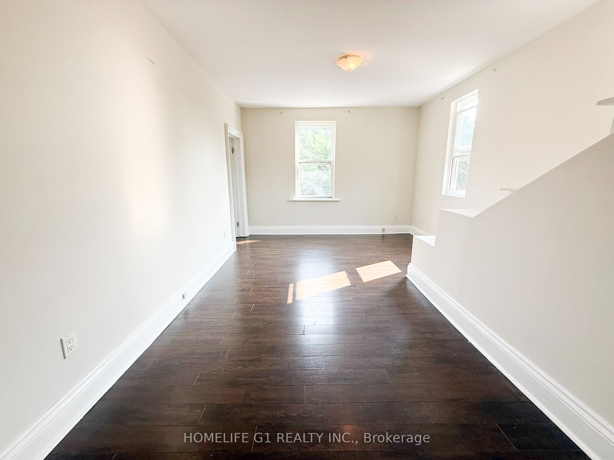 288 Hunter Street W 2, Hamilton, ON L8P 1S3 photo 3