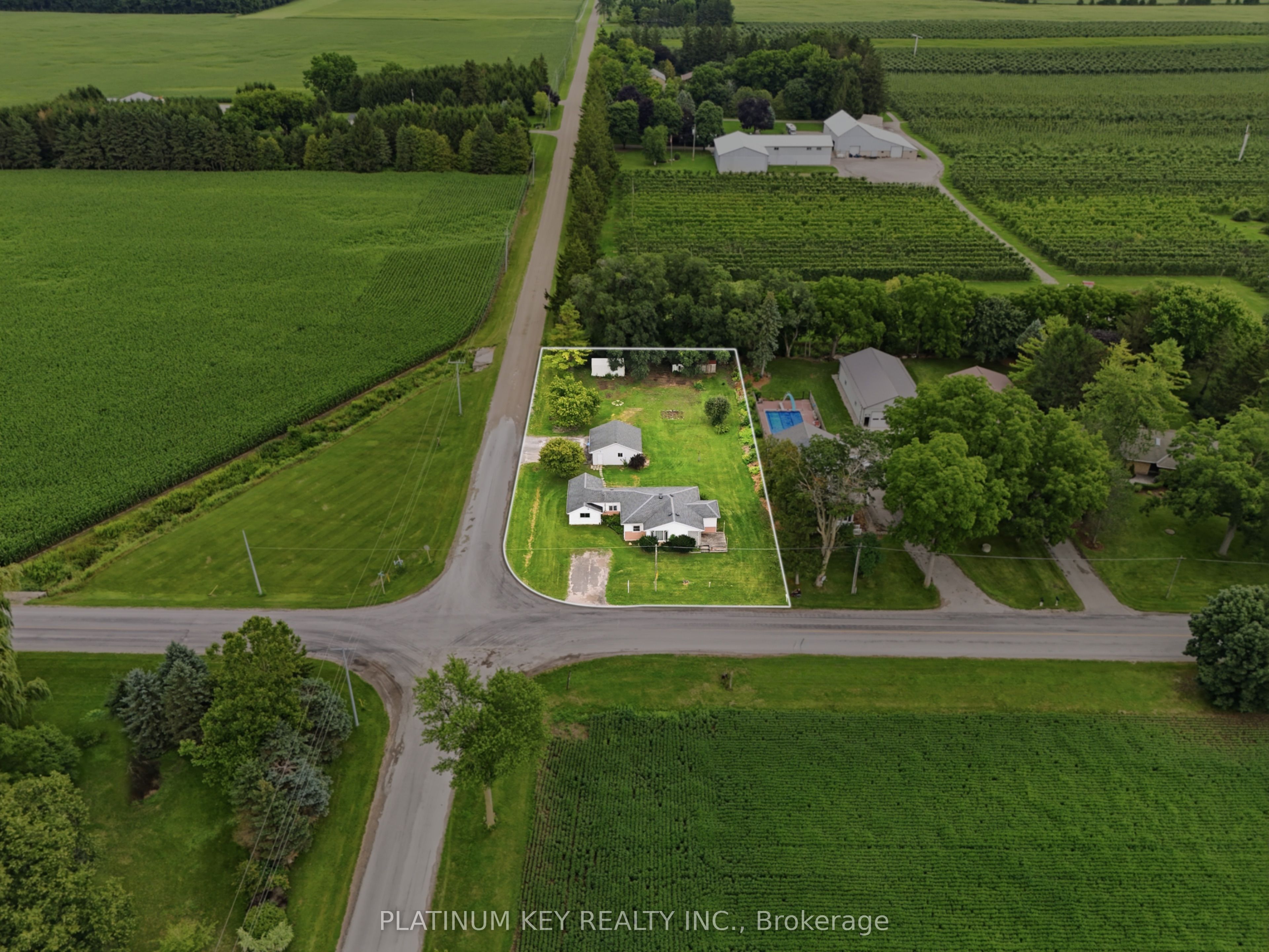 22942 Wonderland Road N, Middlesex Centre, ON N0M 2A0 photo 3