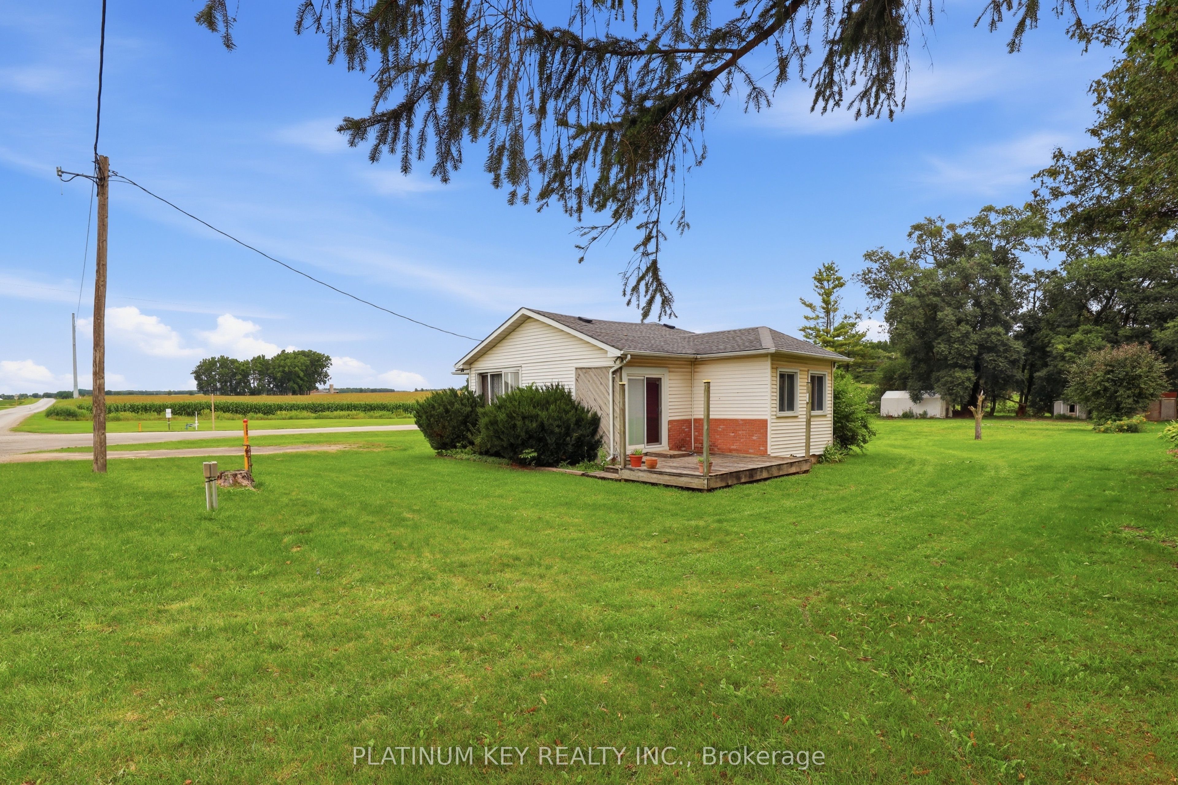 22942 Wonderland Road N, Middlesex Centre, ON N0M 2A0 photo 5