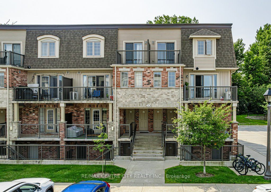 243 Rachel Crescent D, Kitchener, ON N2R 0E2