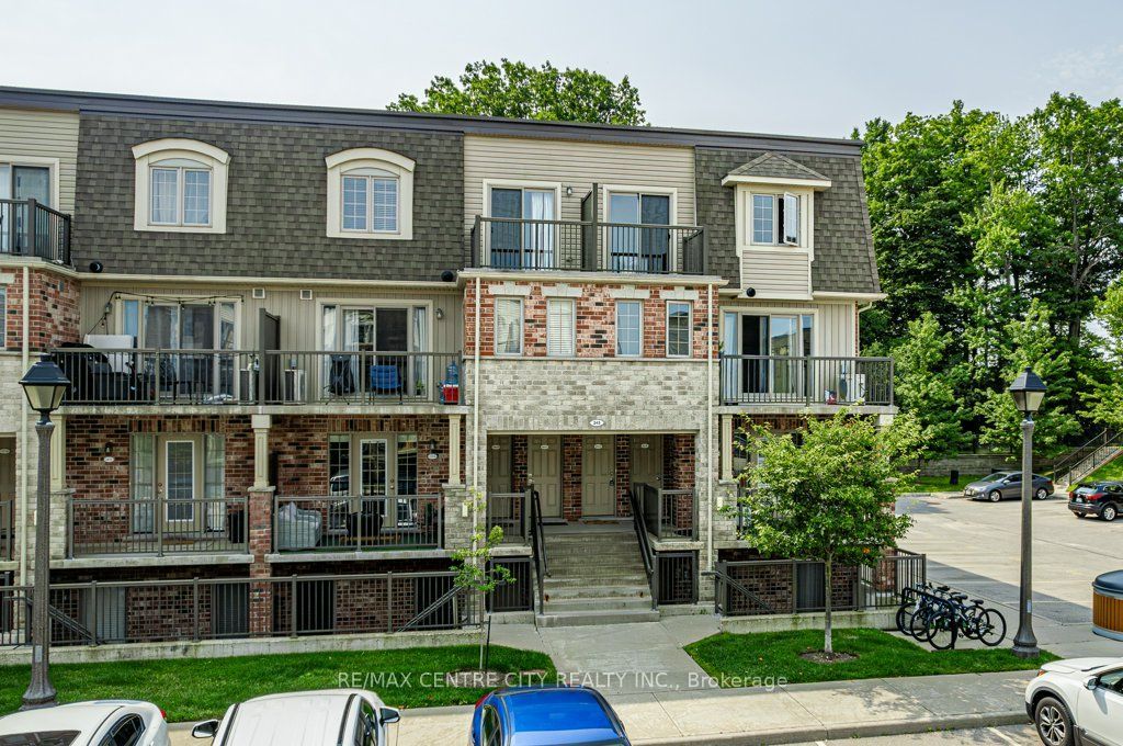 243 Rachel Crescent D, Kitchener, ON N2R 0E2 photo 3