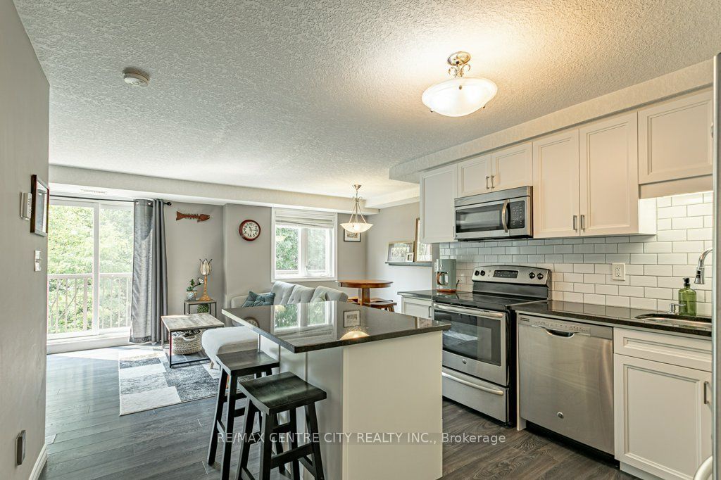 243 Rachel Crescent D, Kitchener, ON N2R 0E2 photo 4