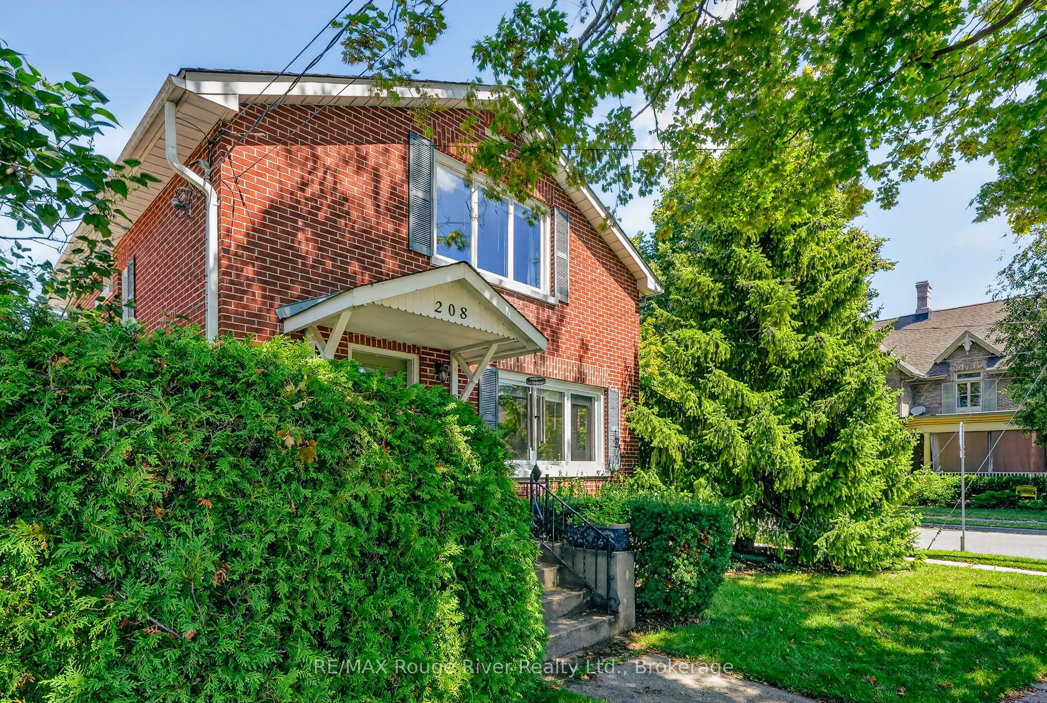 208 Albert Street, Cobourg, ON K9A 2R7 photo 2