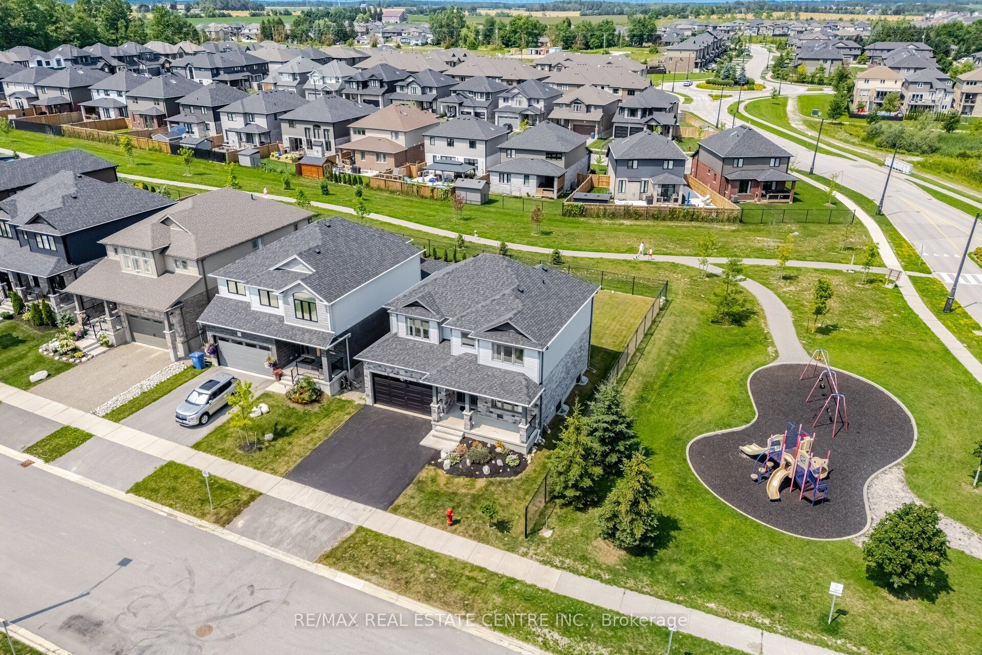 1 Grundy Crescent, East Luther Grand Valley, ON L9W 7S7 photo 4