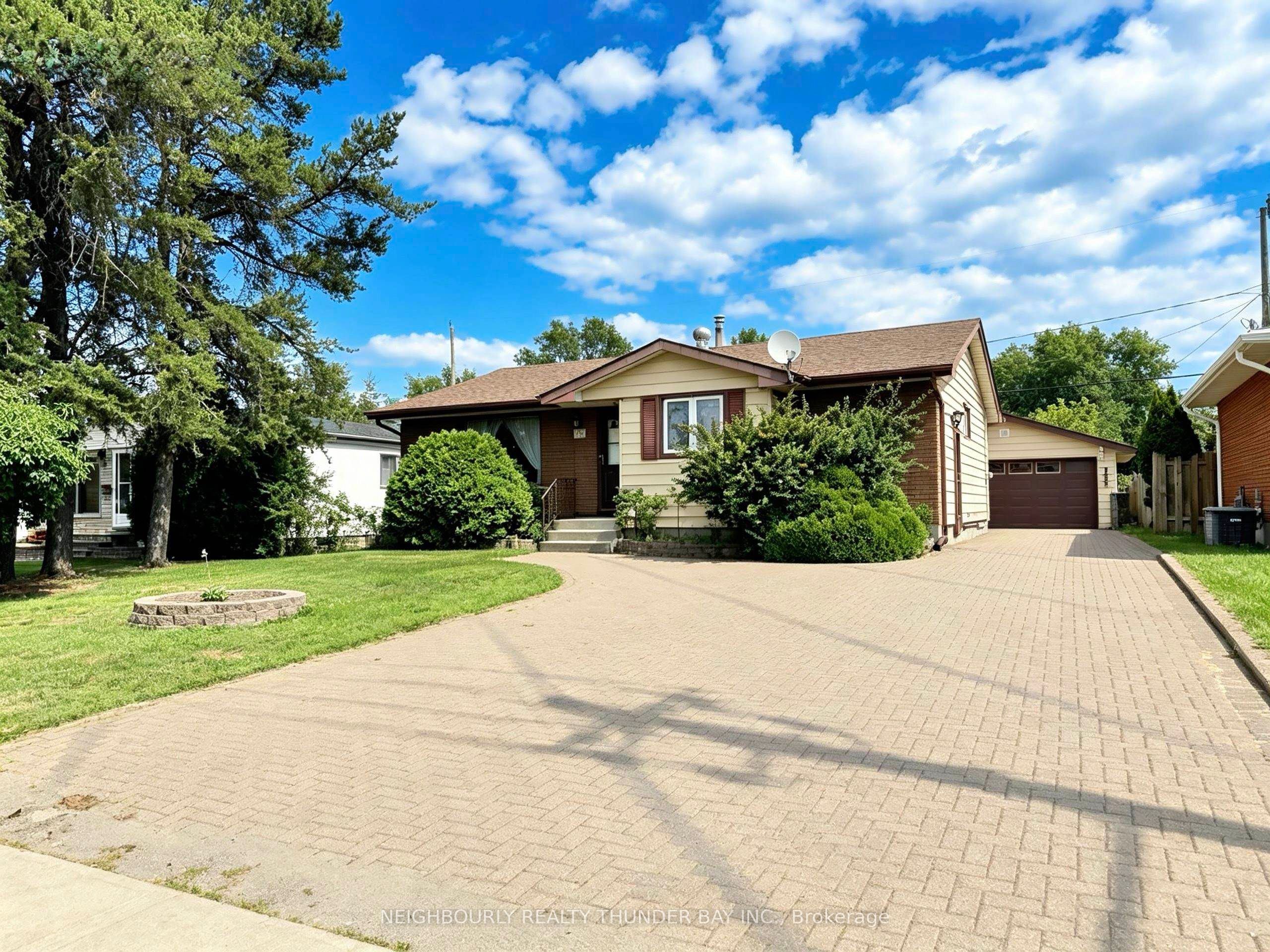 782 John Street, Thunder Bay, ON P7B 1Z9 photo 3