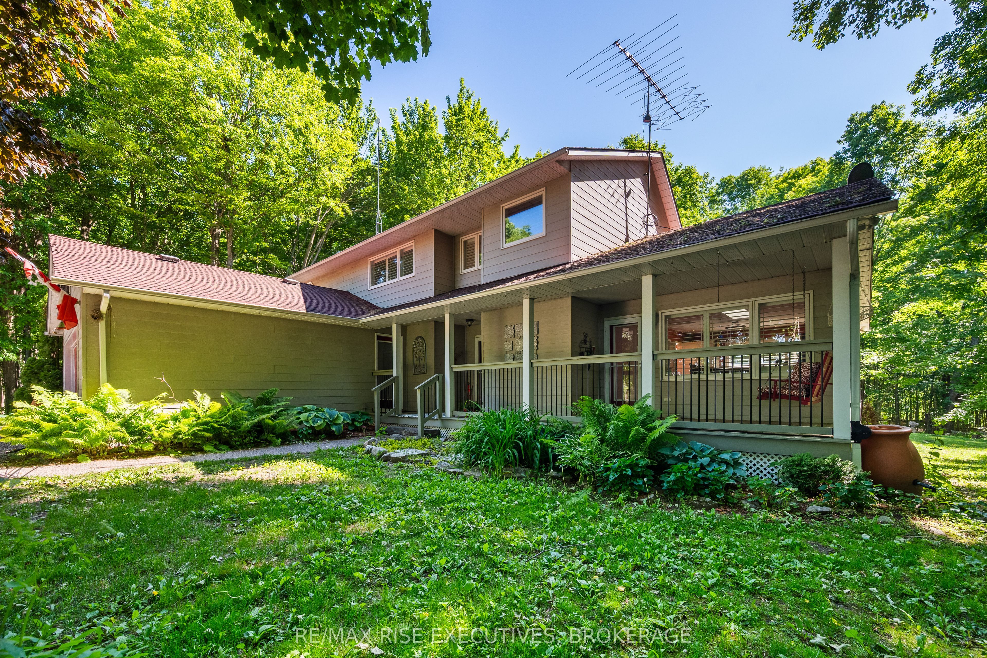 479 Cunningham Road, Gananoque, ON K7G 2V4 photo 2