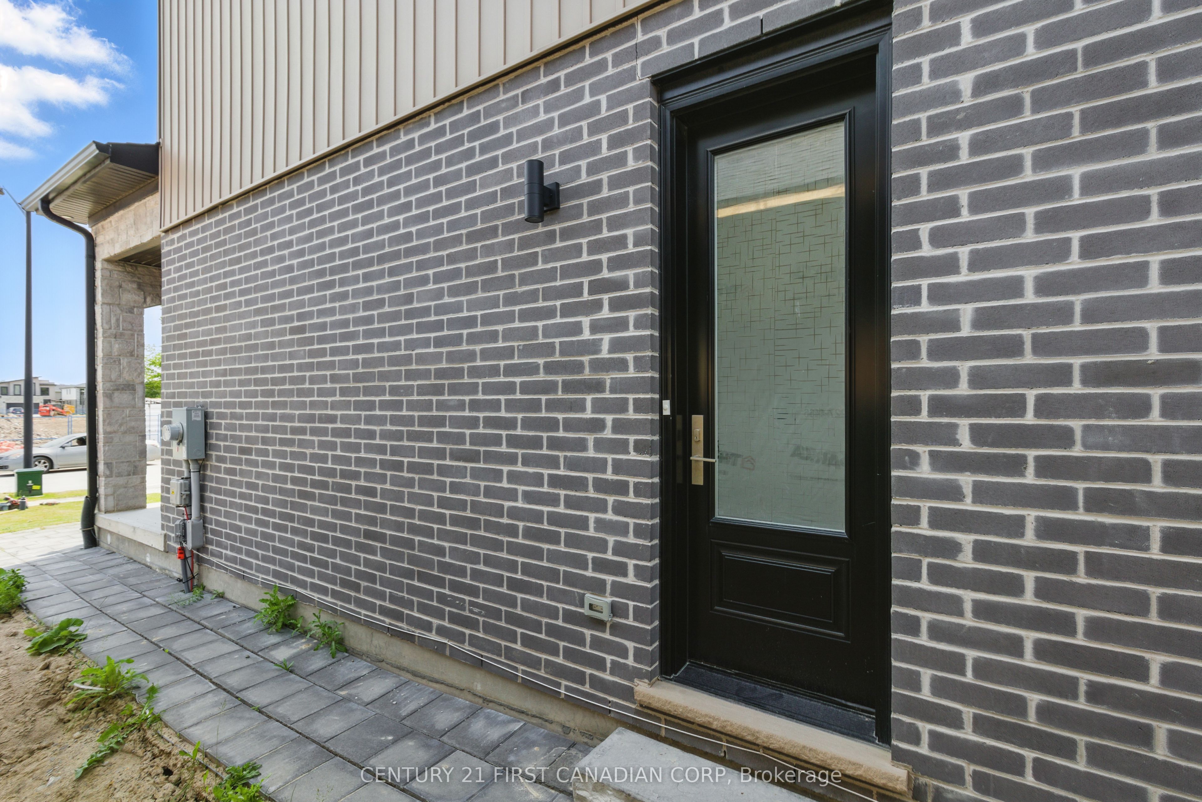 2308 Saddlerock Avenue, London North, ON N6G 3X3 photo 2