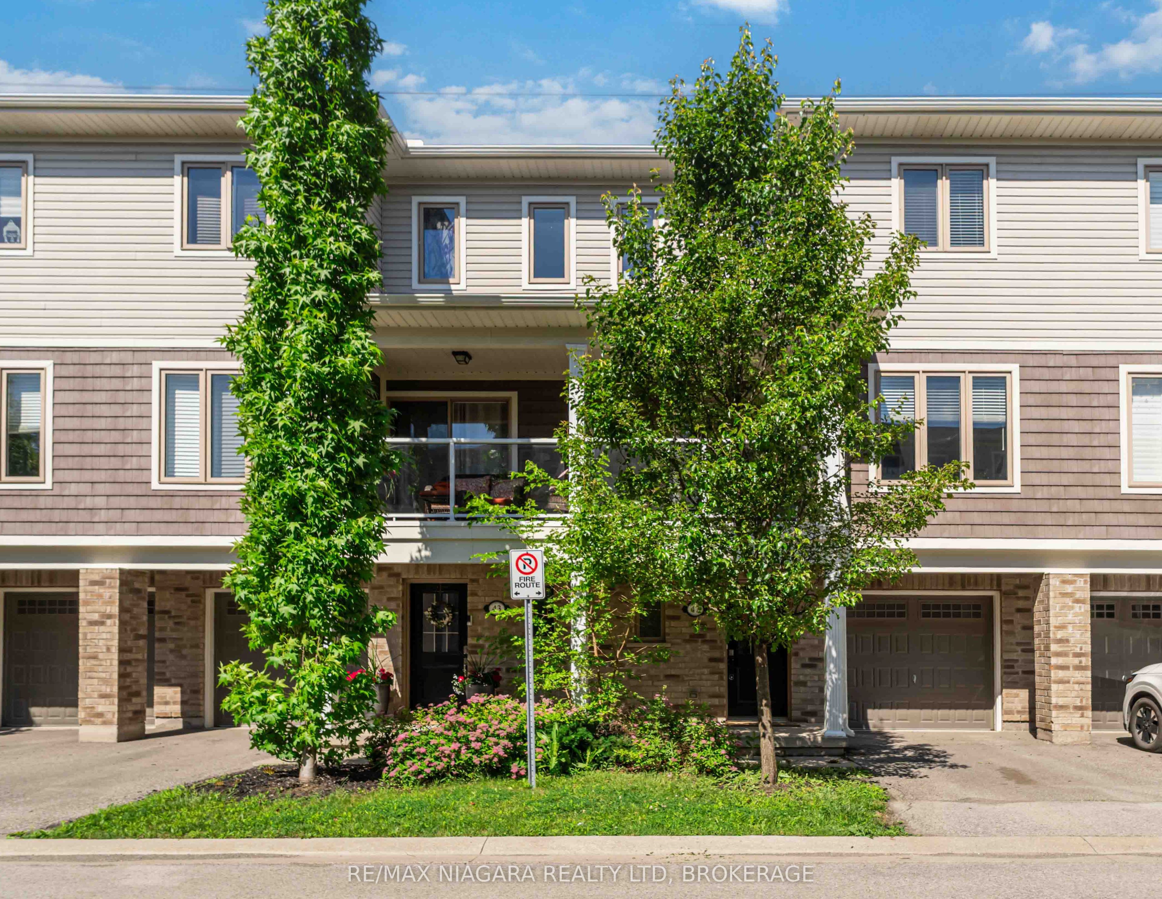 47 Scarlett Common, St. Catharines, ON L2P 0C4