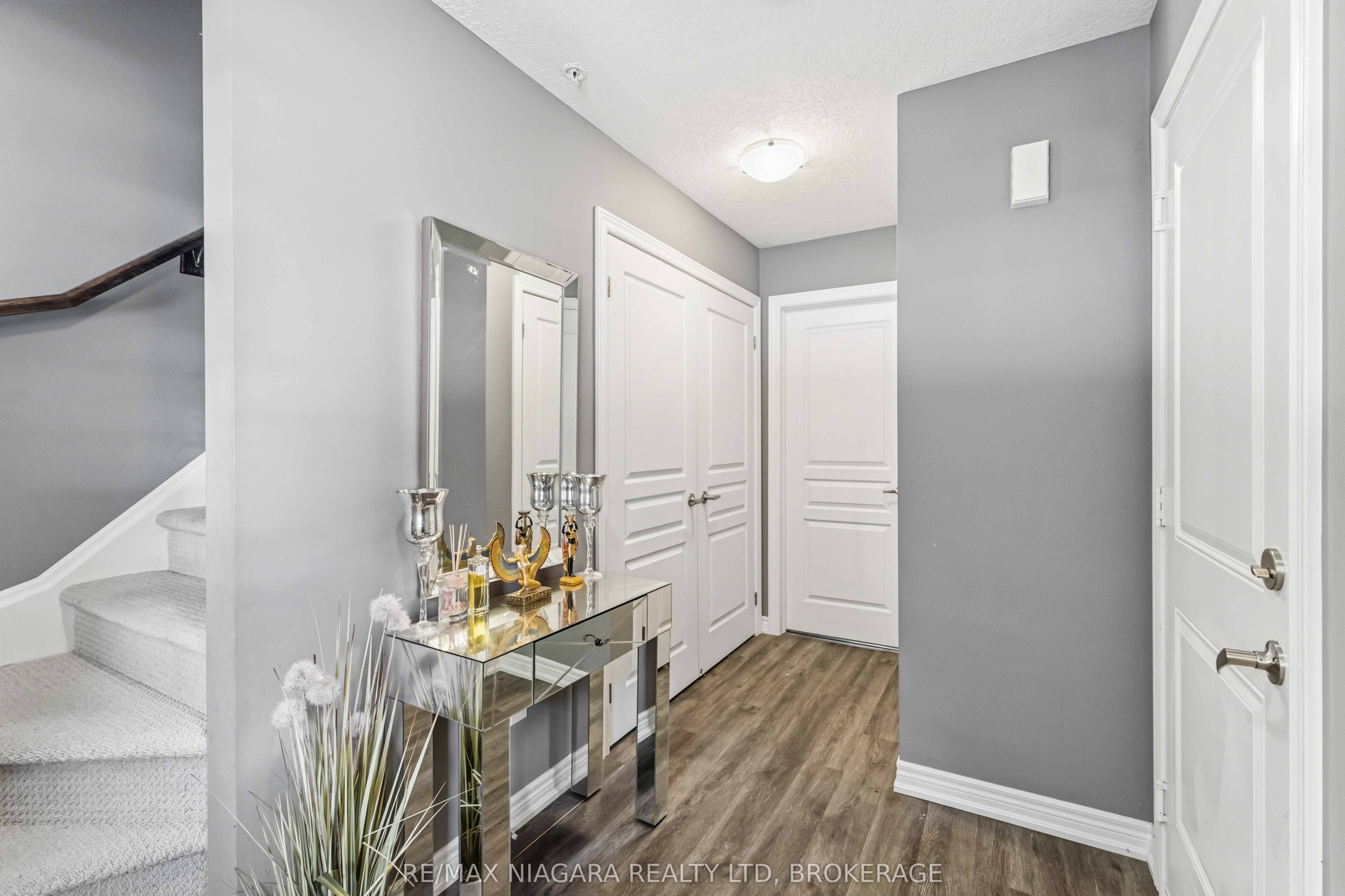 47 Scarlett Common, St. Catharines, ON L2P 0C4 photo 3