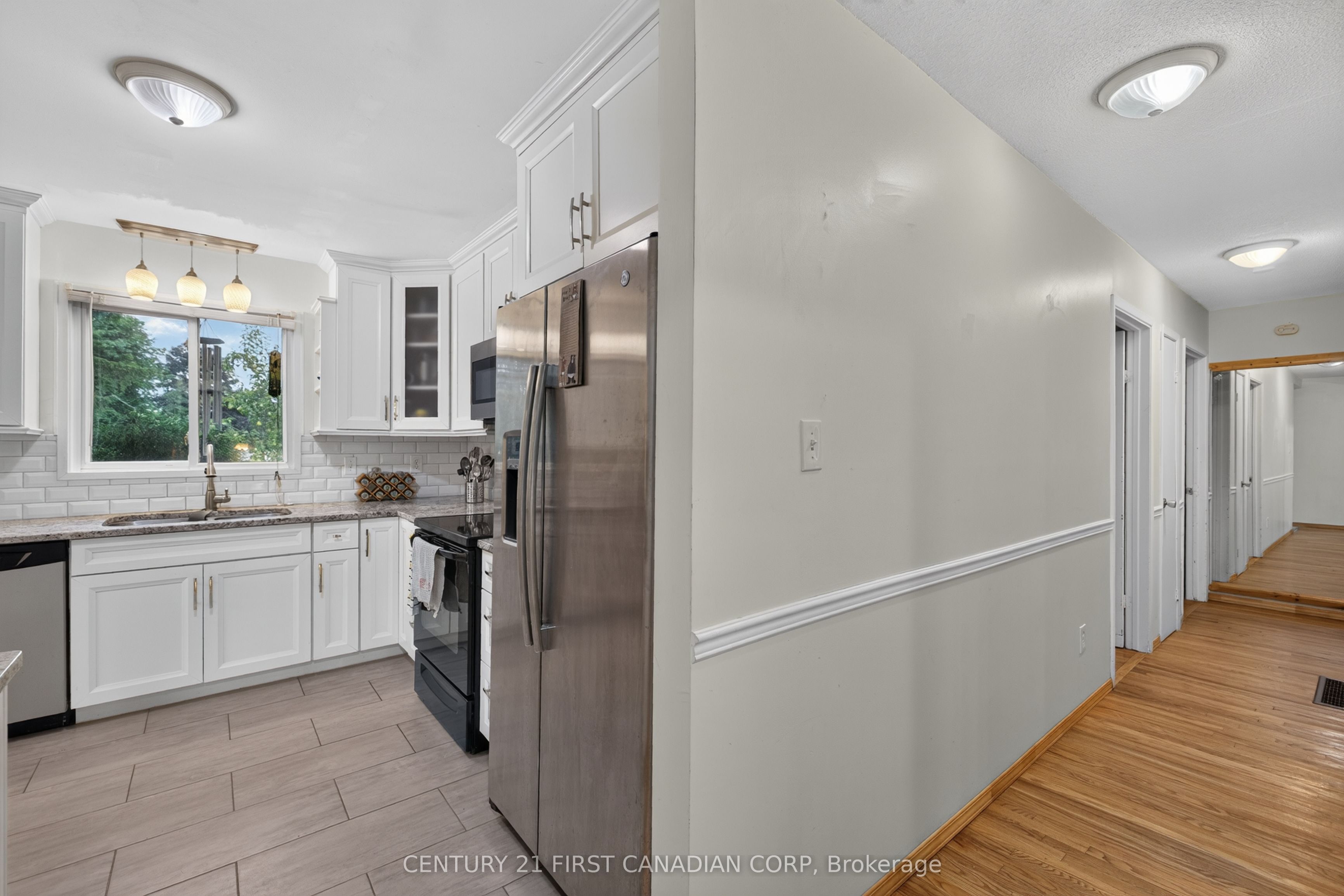 213 Fourth Street, West Elgin, ON N0L 2C0 photo 5