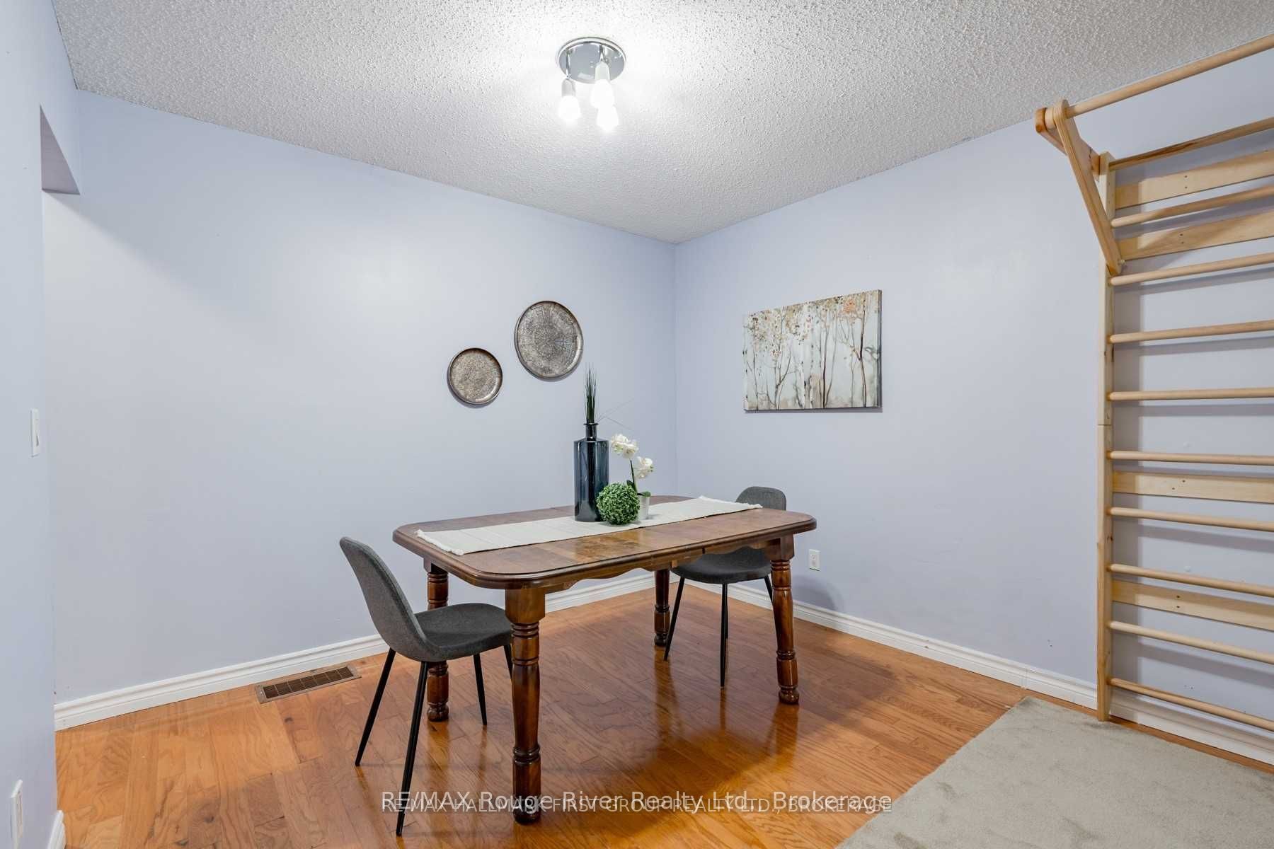465 Burnham Manor Court, Cobourg, ON K9A 5B9 photo 5