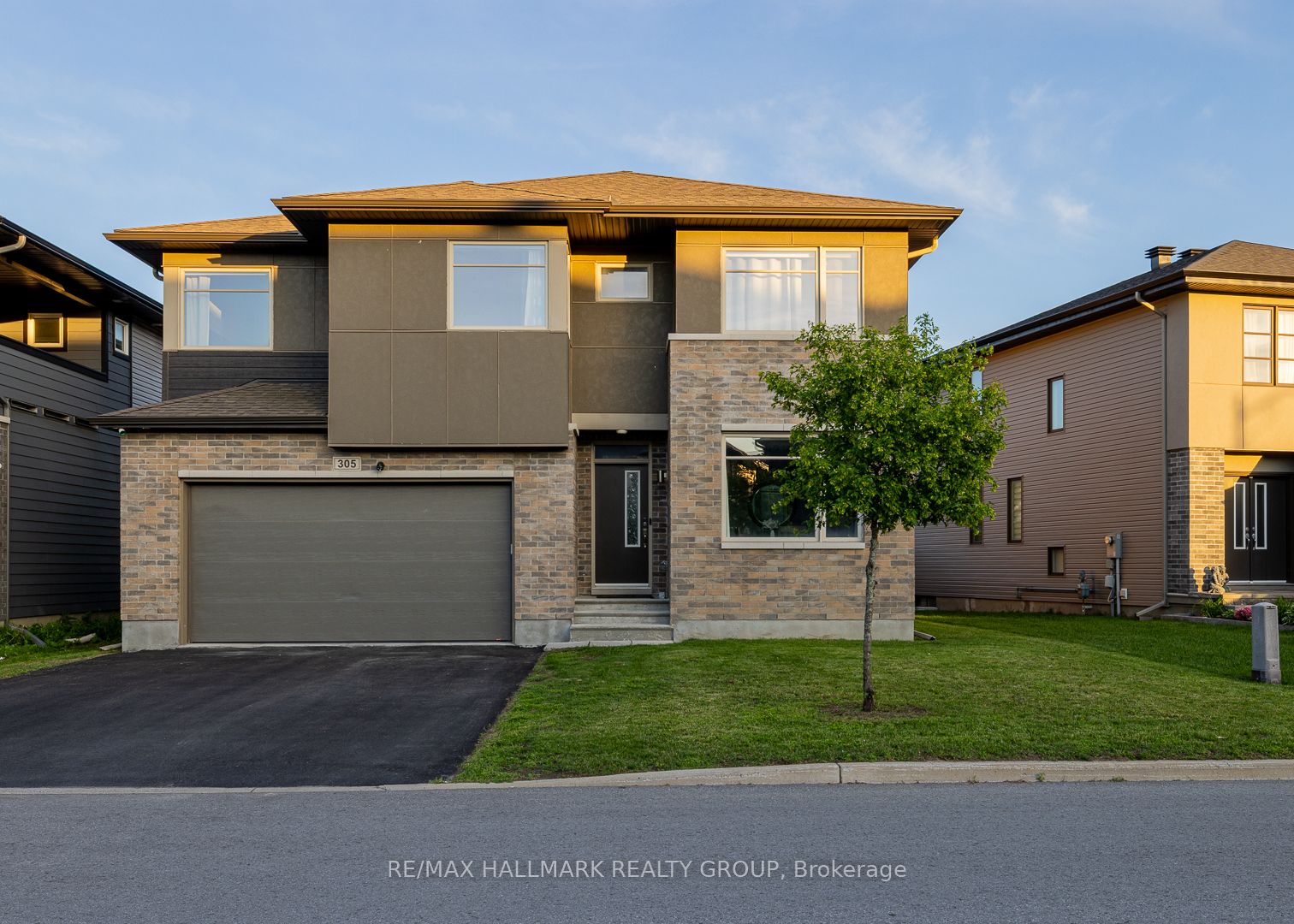 305 Oxer Place, Kanata, ON K2V 0C6