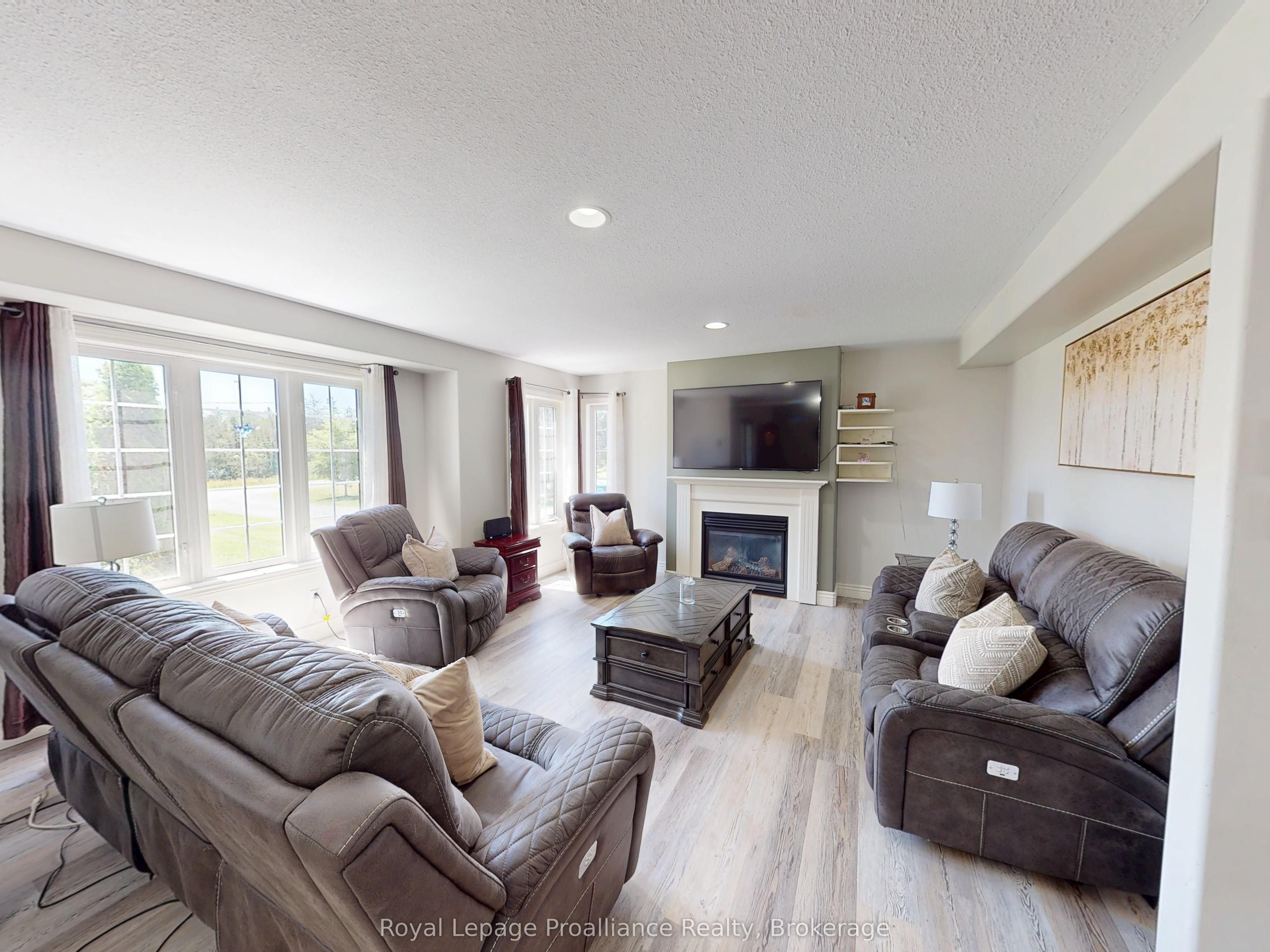 75 Milligan Drive, Tyendinaga, ON K0K 3A0 photo 4